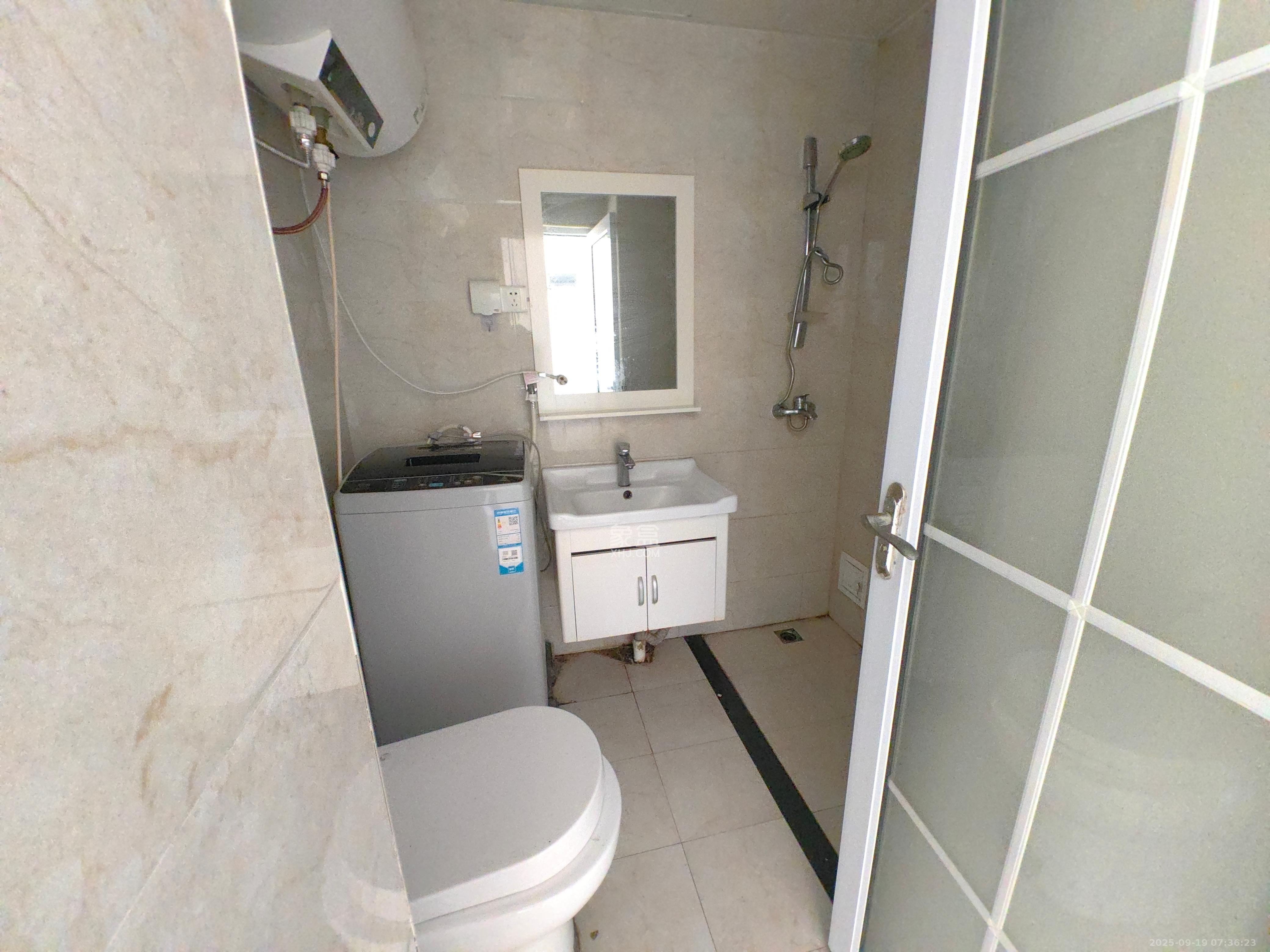 兆坤星悦荟  1室1厅1卫    1500.0元/月室内图