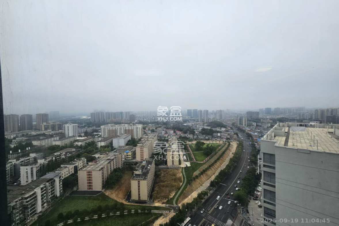 旭辉都会山 4室2厅3卫 10000.0元/月 旭辉都会山 4室2厅3卫 10000.0元/月户型图