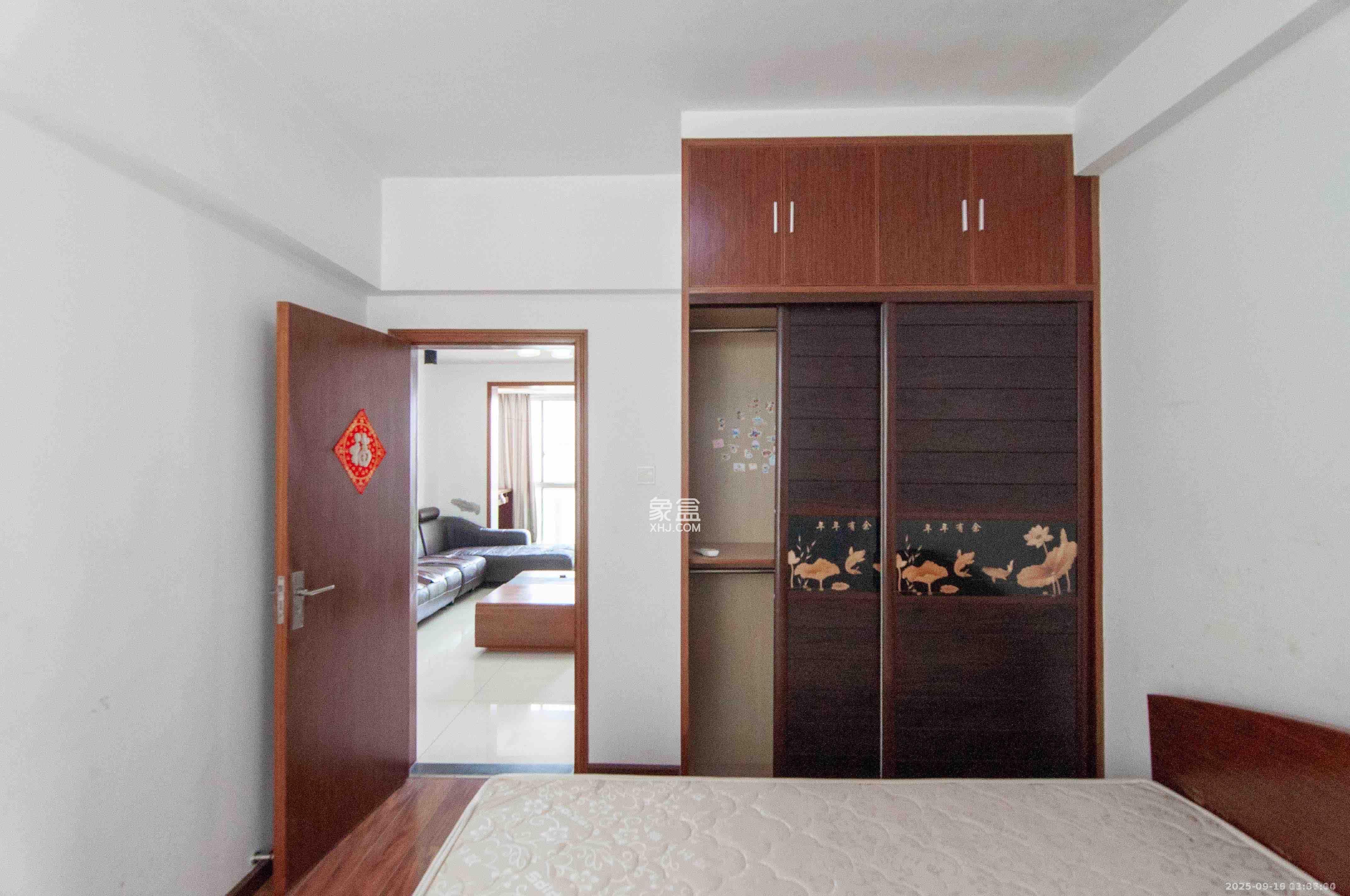 湘麓国际 3室2厅2卫 2600.0元/月 湘麓国际 3室2厅2卫 2600.0元/月室内图