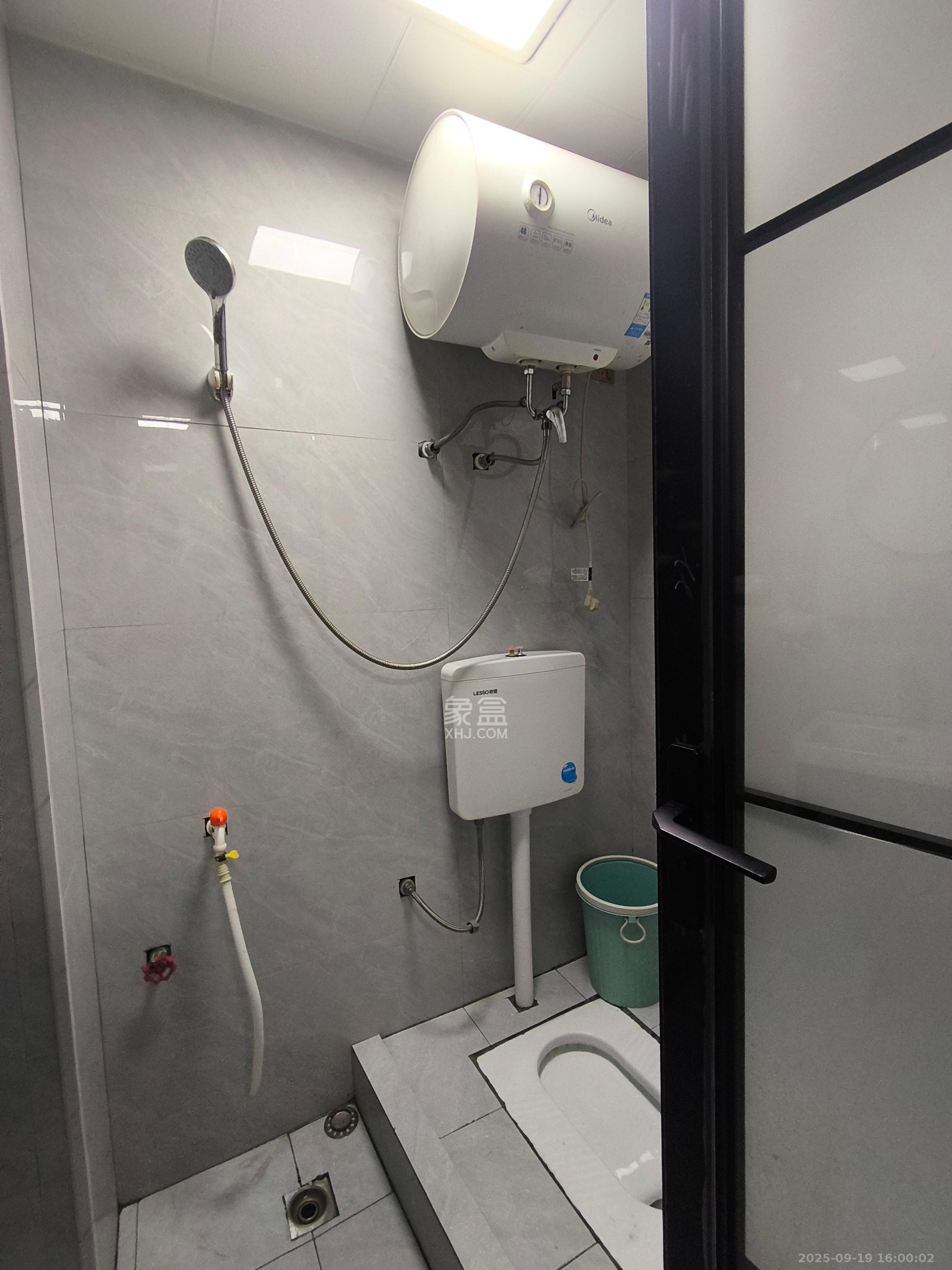 中海珑悦府 1室0厅0卫 1200.0元/月 中海珑悦府 1室0厅0卫 1200.0元/月室内图