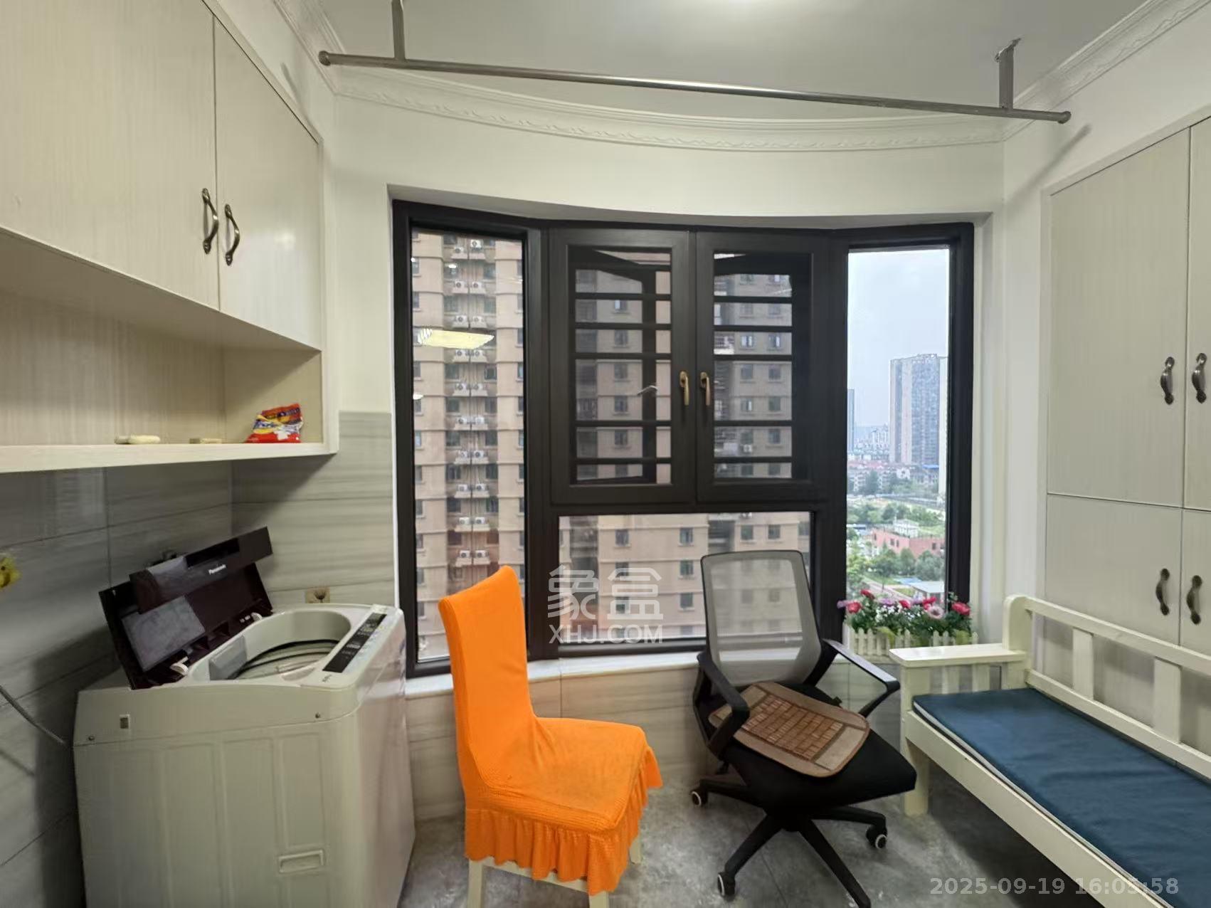 嘉雨兴园 2室1厅1卫 2800.0元/月 嘉雨兴园 2室1厅1卫 2800.0元/月室内图