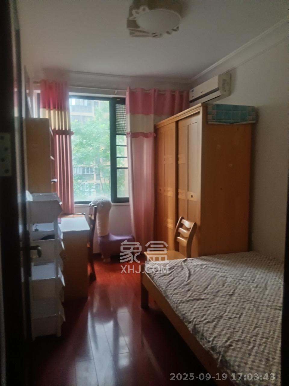 万博汇 3室2厅1卫 3600.0元/月 万博汇 3室2厅1卫 3600.0元/月室内图