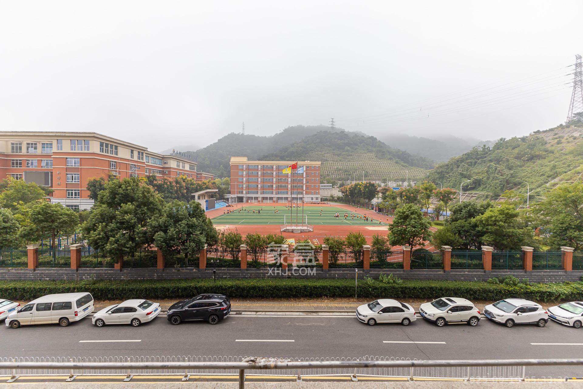 龙湖璟宸原著（龙湖紫宸）  3室2厅2卫    118.0万其他