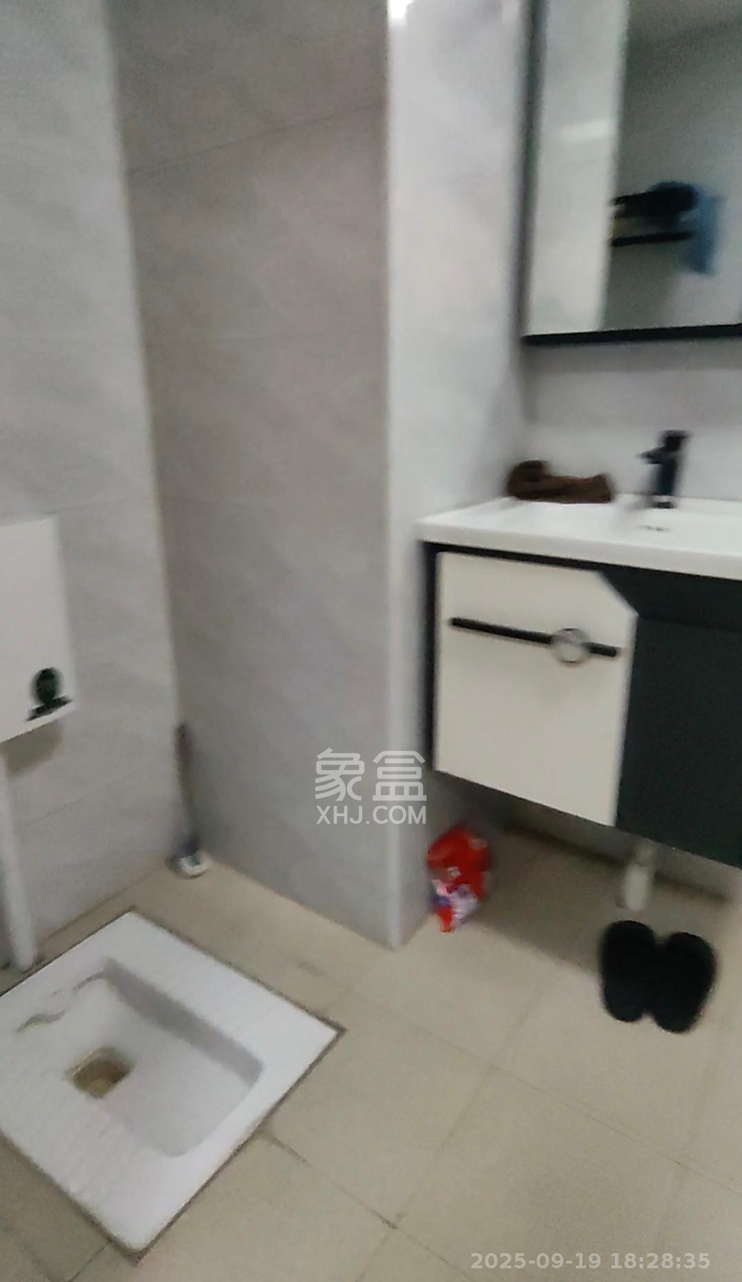 明发国际城   54.23㎡      1500.0元/月室内图