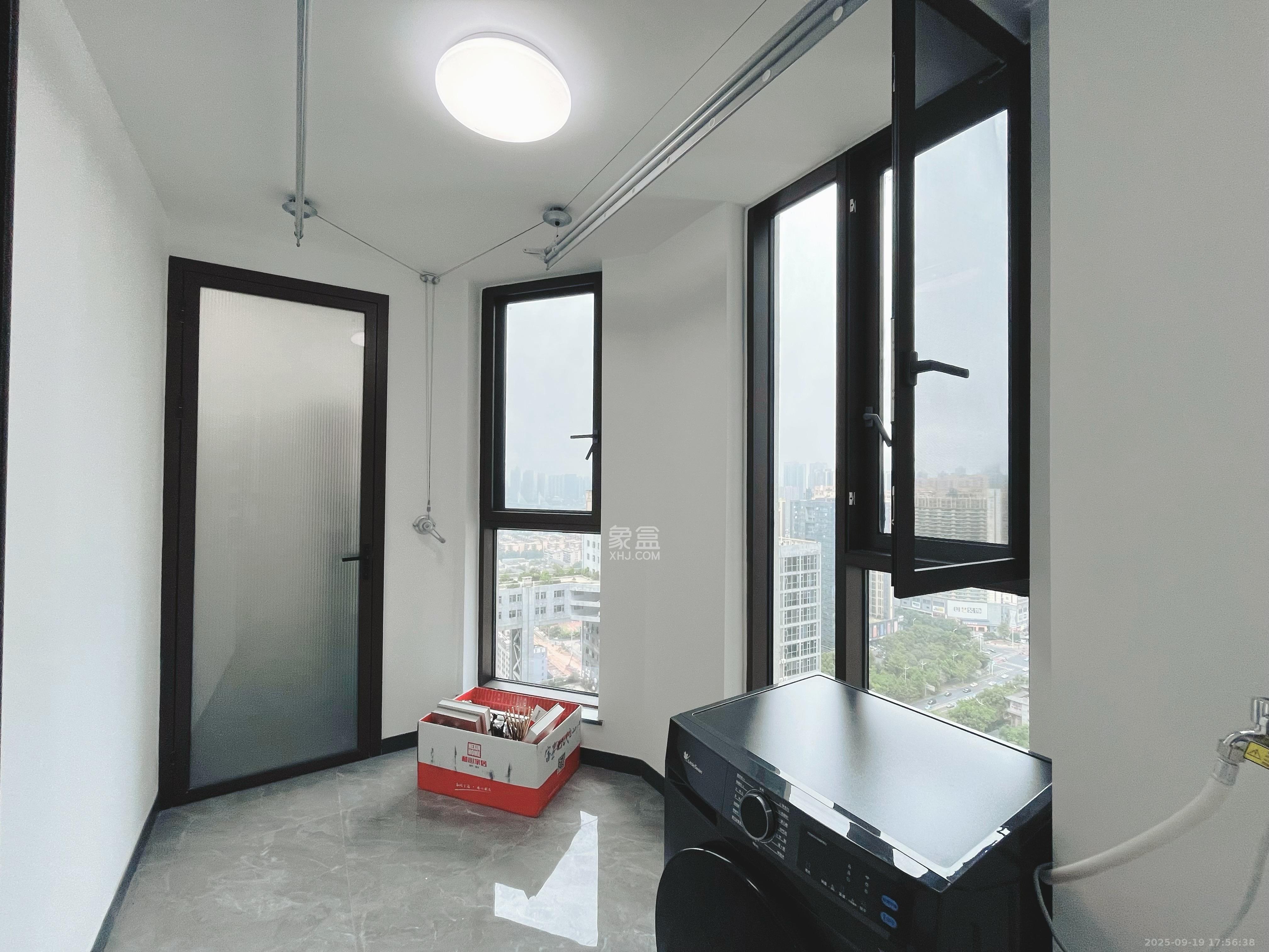 富兴时代御城  4室2厅3卫    10000.0元/月室内图