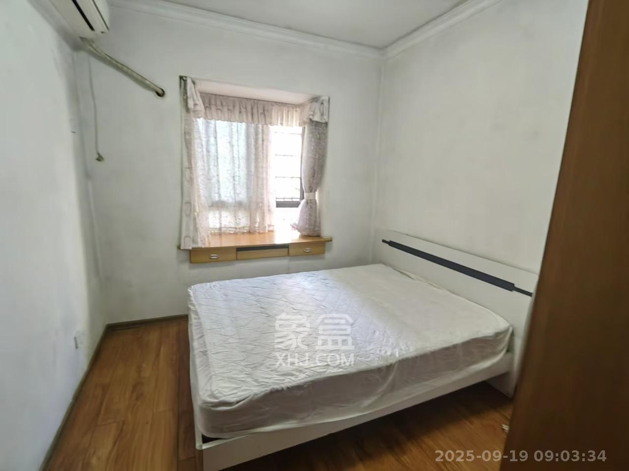 世纪桃花苑  2室1厅1卫    1500.0元/月室内图