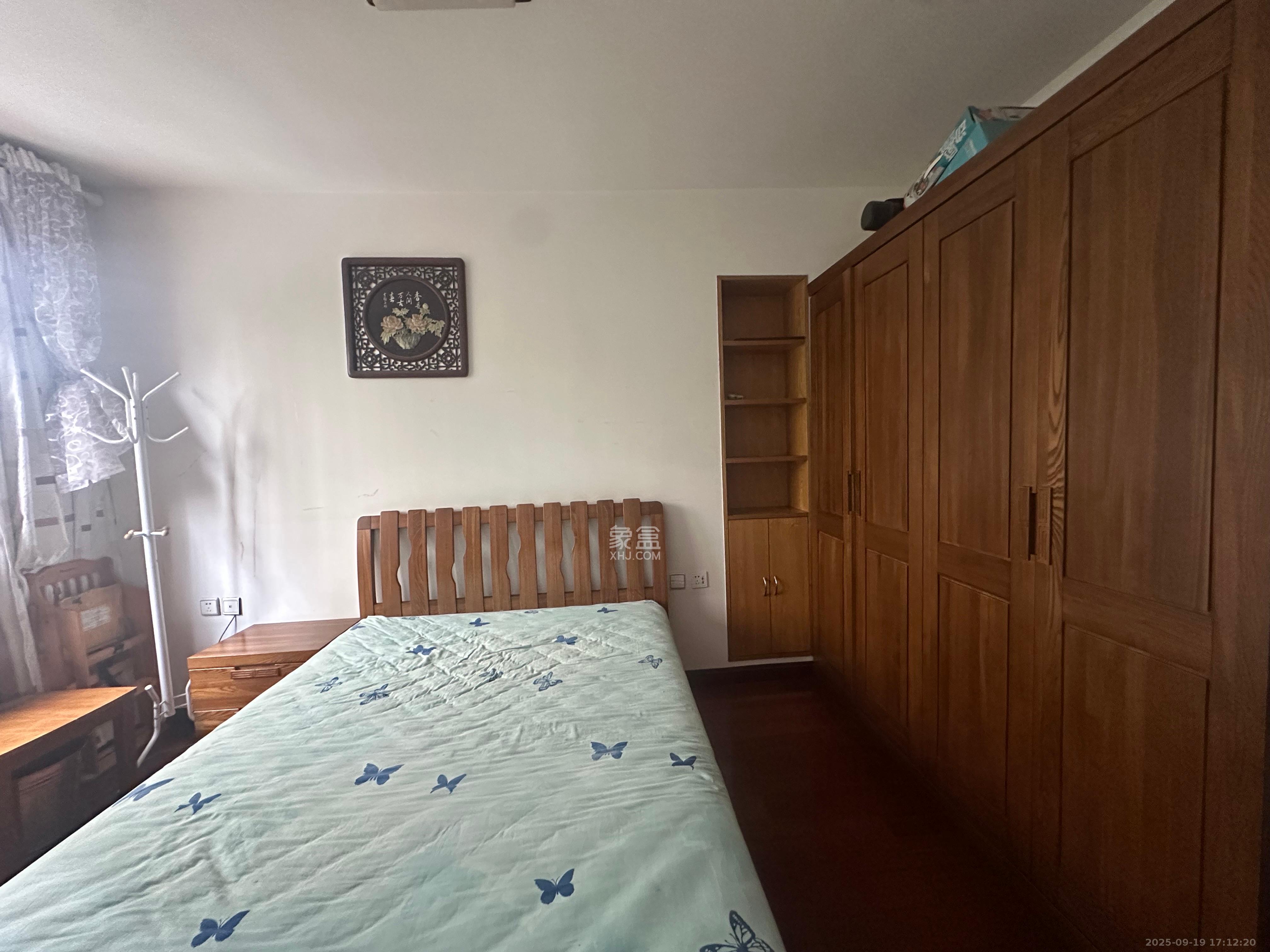 观湖苑(长沙映像) 4室2厅2卫 3500.0元/月 观湖苑(长沙映像) 4室2厅2卫 3500.0元/月室内图