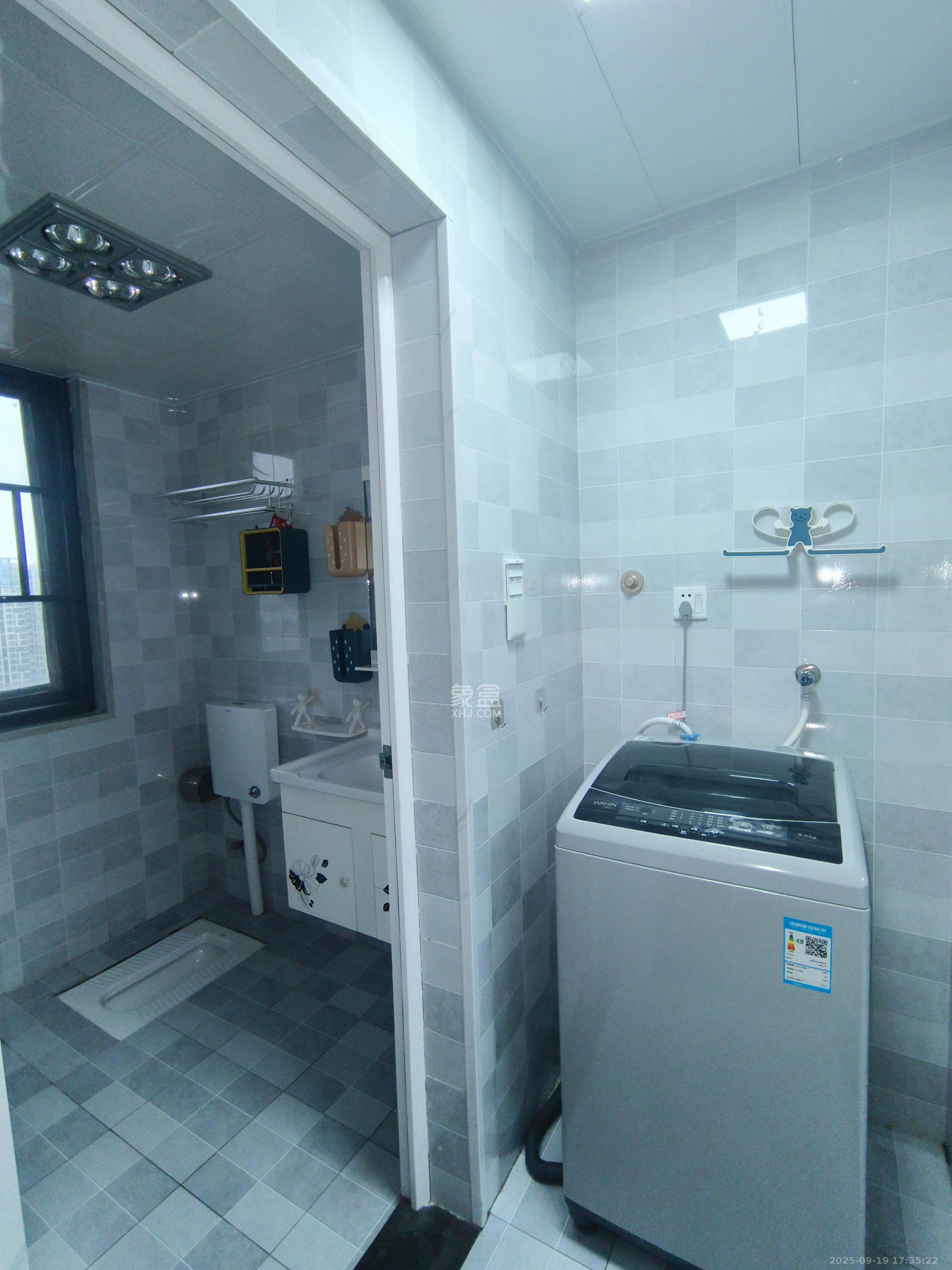 叠彩兰亭  3室2厅2卫    2600.0元/月室内图