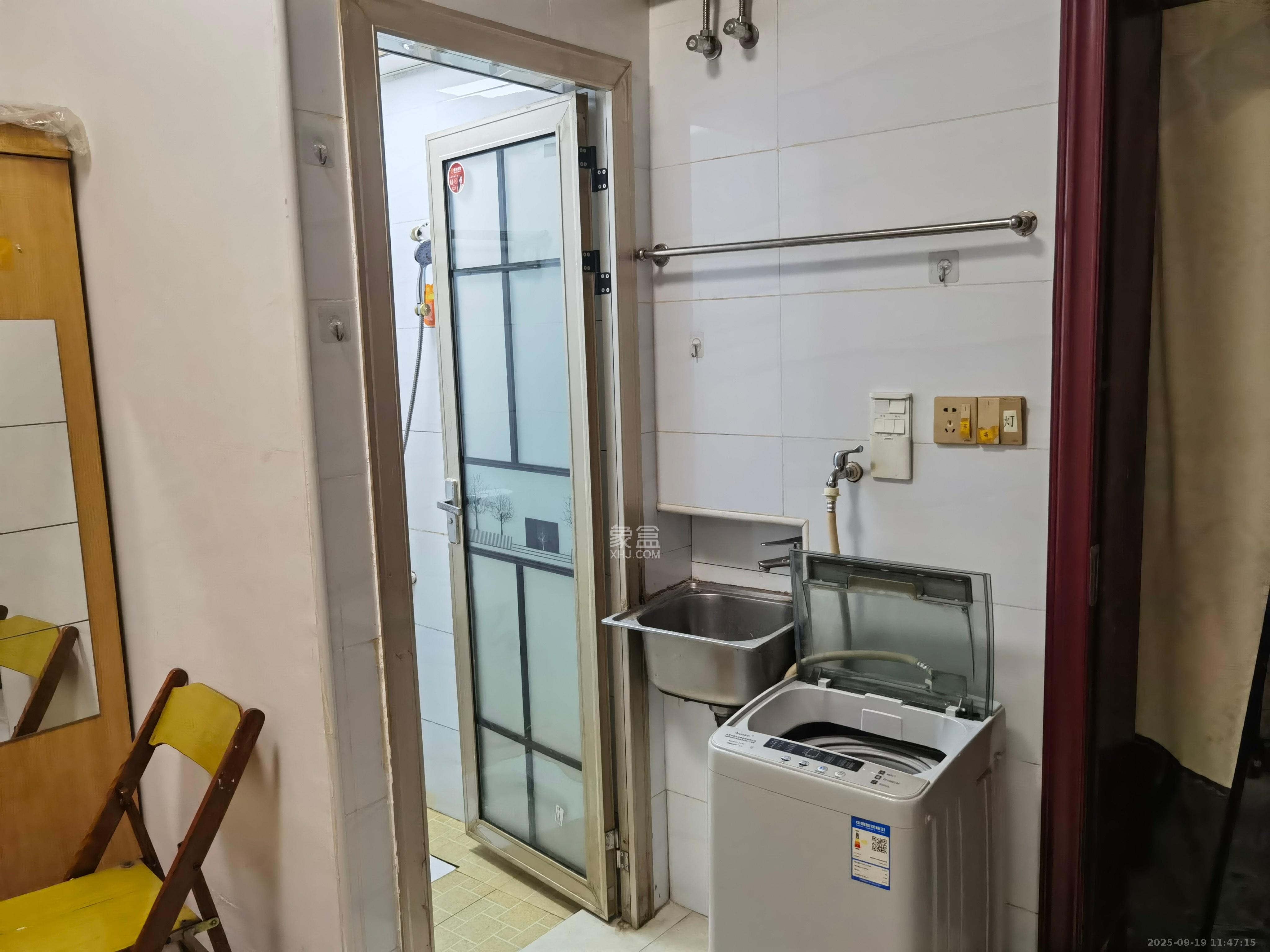 浏正街、东庆街散盘 1室1厅1卫 800.0元/月 浏正街、东庆街散盘 1室1厅1卫 800.0元/月室内图