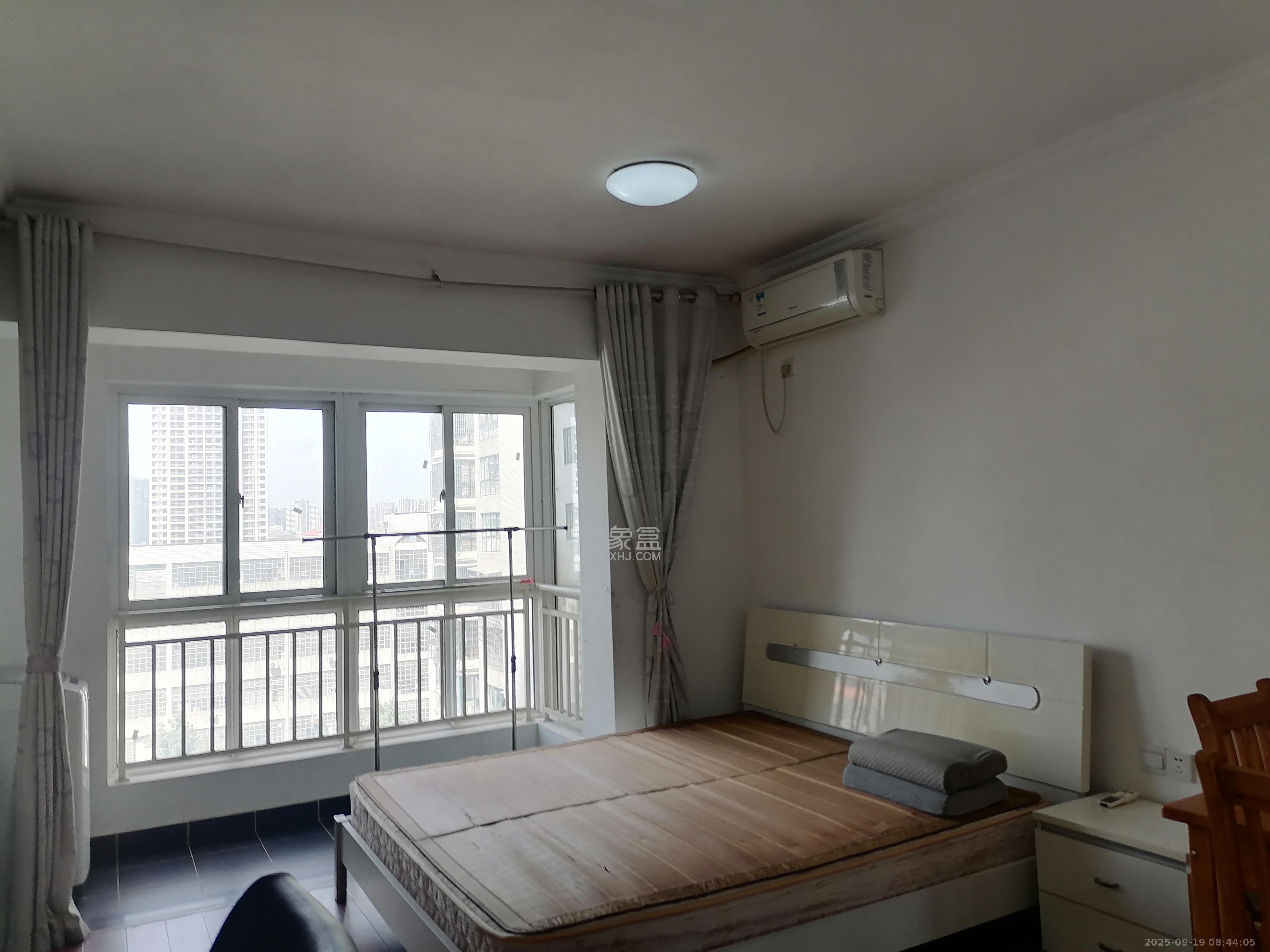 时代星城 1室1厅1卫 950.0元/月 时代星城 1室1厅1卫 950.0元/月室内图