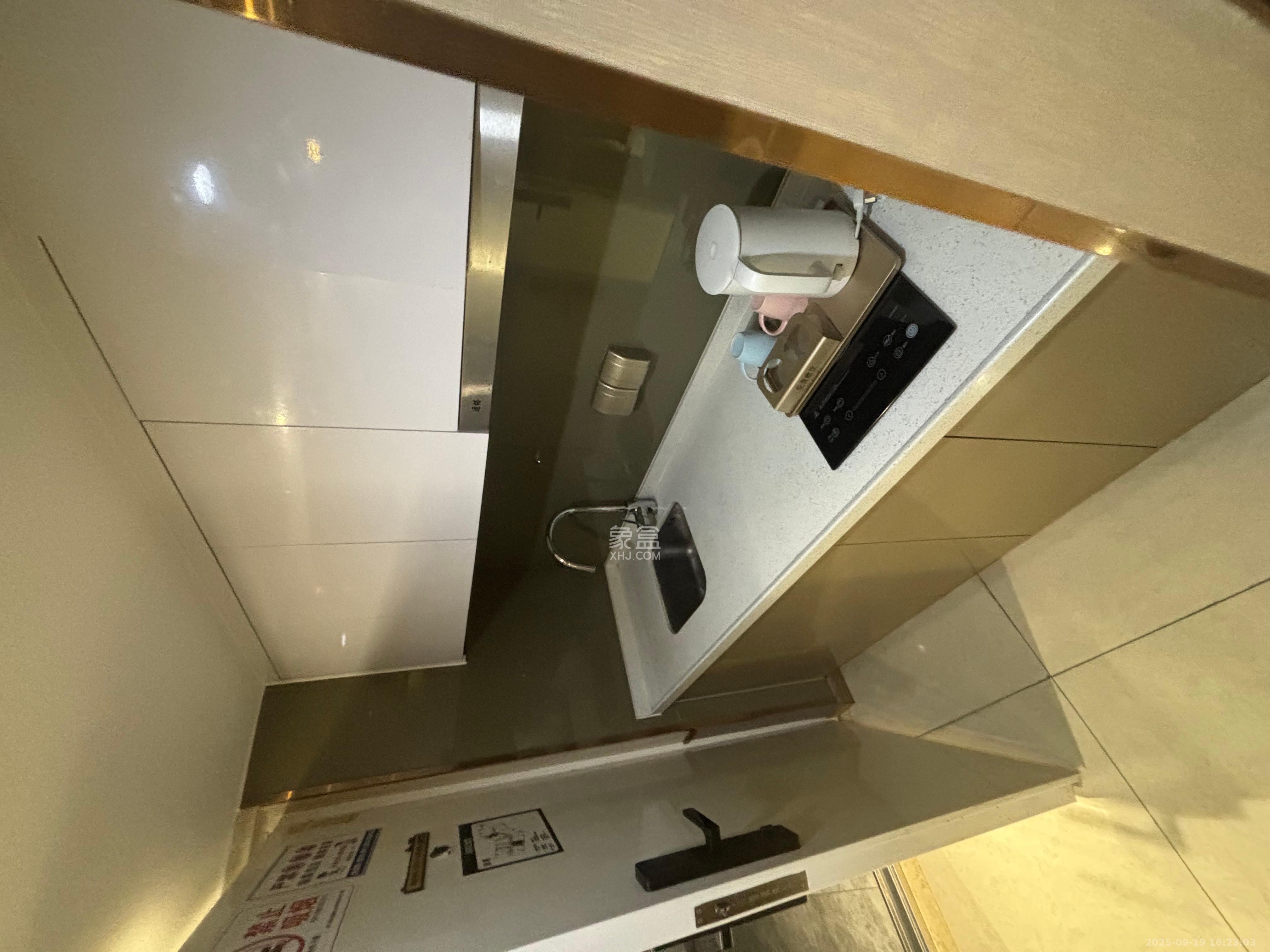 华远云玺公寓  2室1厅1卫    4500.0元/月室内图