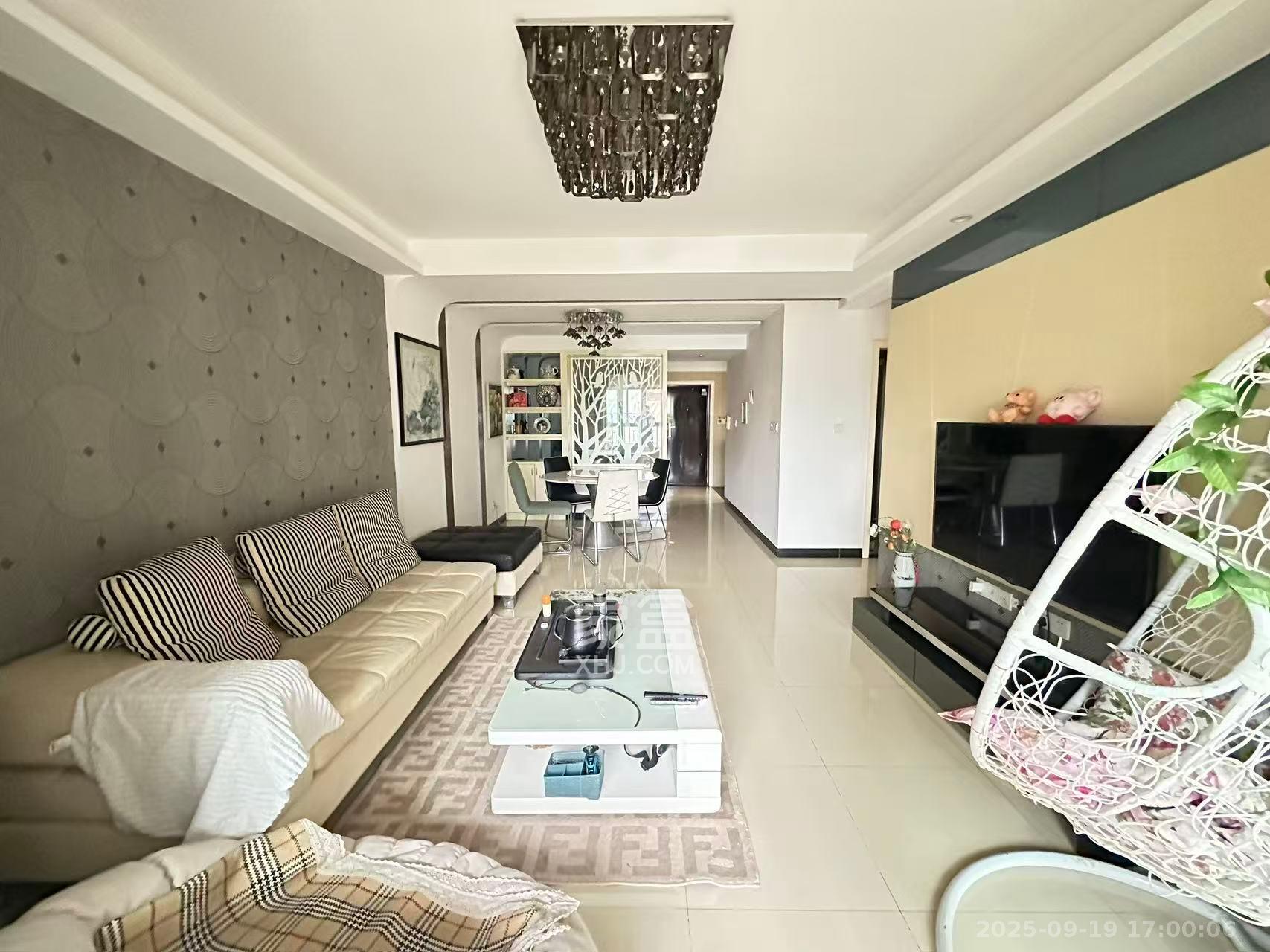 都市兰亭  4室2厅2卫    3000.0元/月室内图