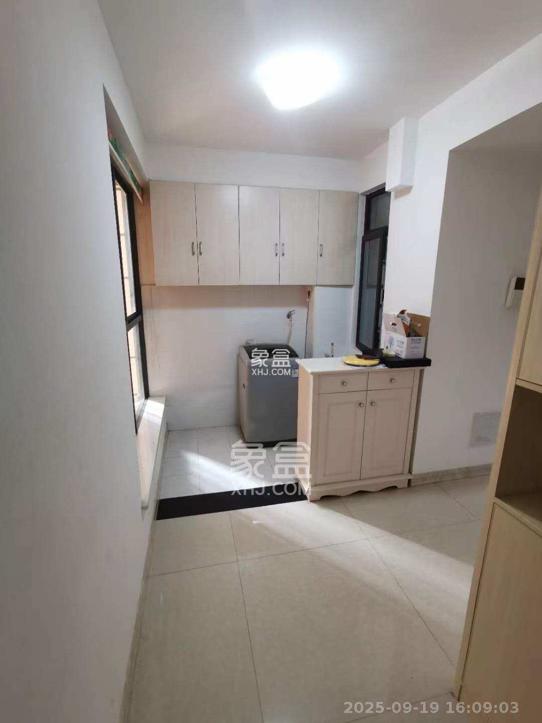 湘域城邦(湘域国际中心) 1室1厅1卫 4000.00元/月 湘域城邦(湘域国际中心) 1室1厅1卫 4000.00元/月室内图