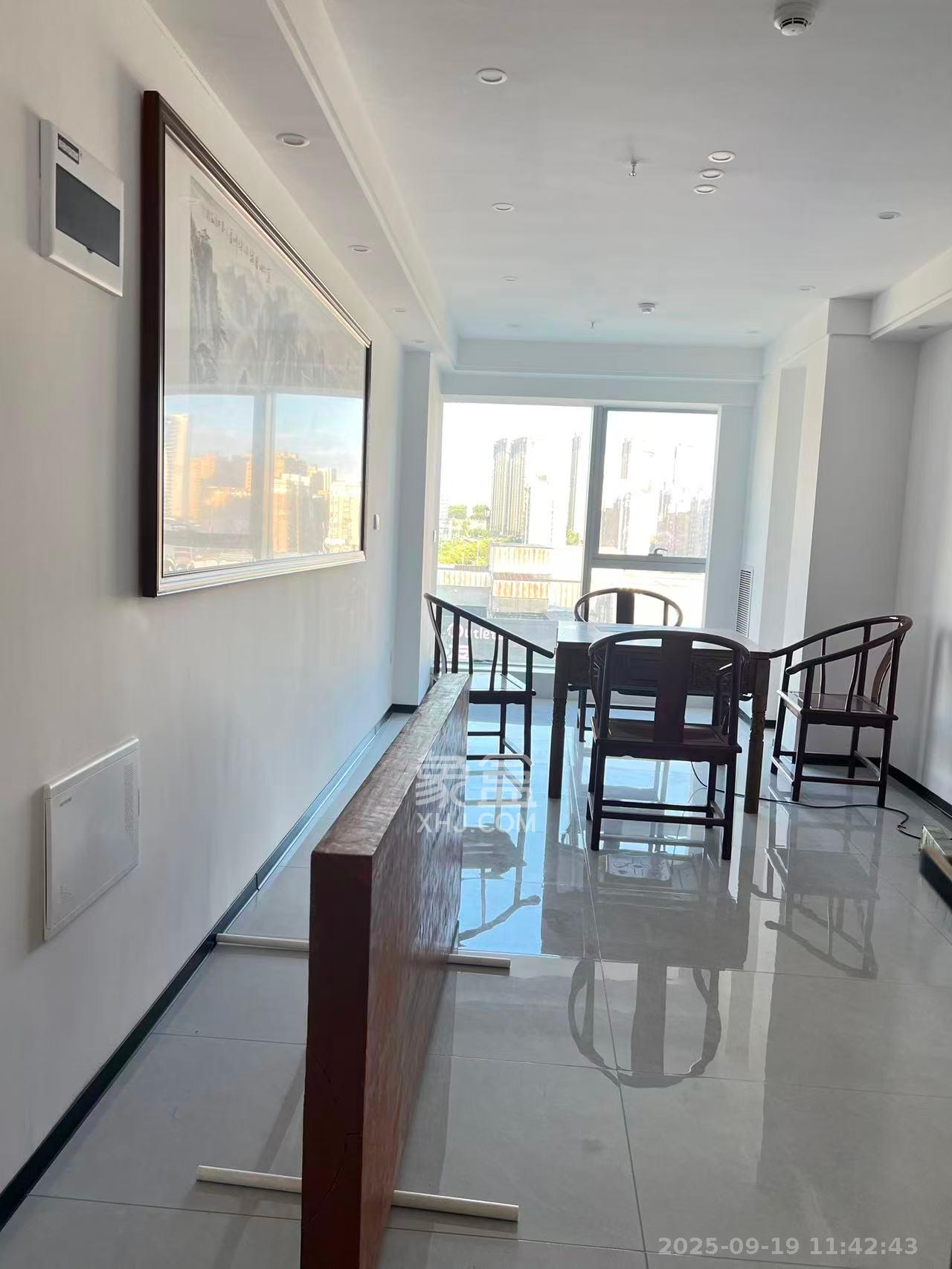 卓越伊景寓 1室1厅1卫 1500.0元/月 卓越伊景寓 1室1厅1卫 1500.0元/月室内图