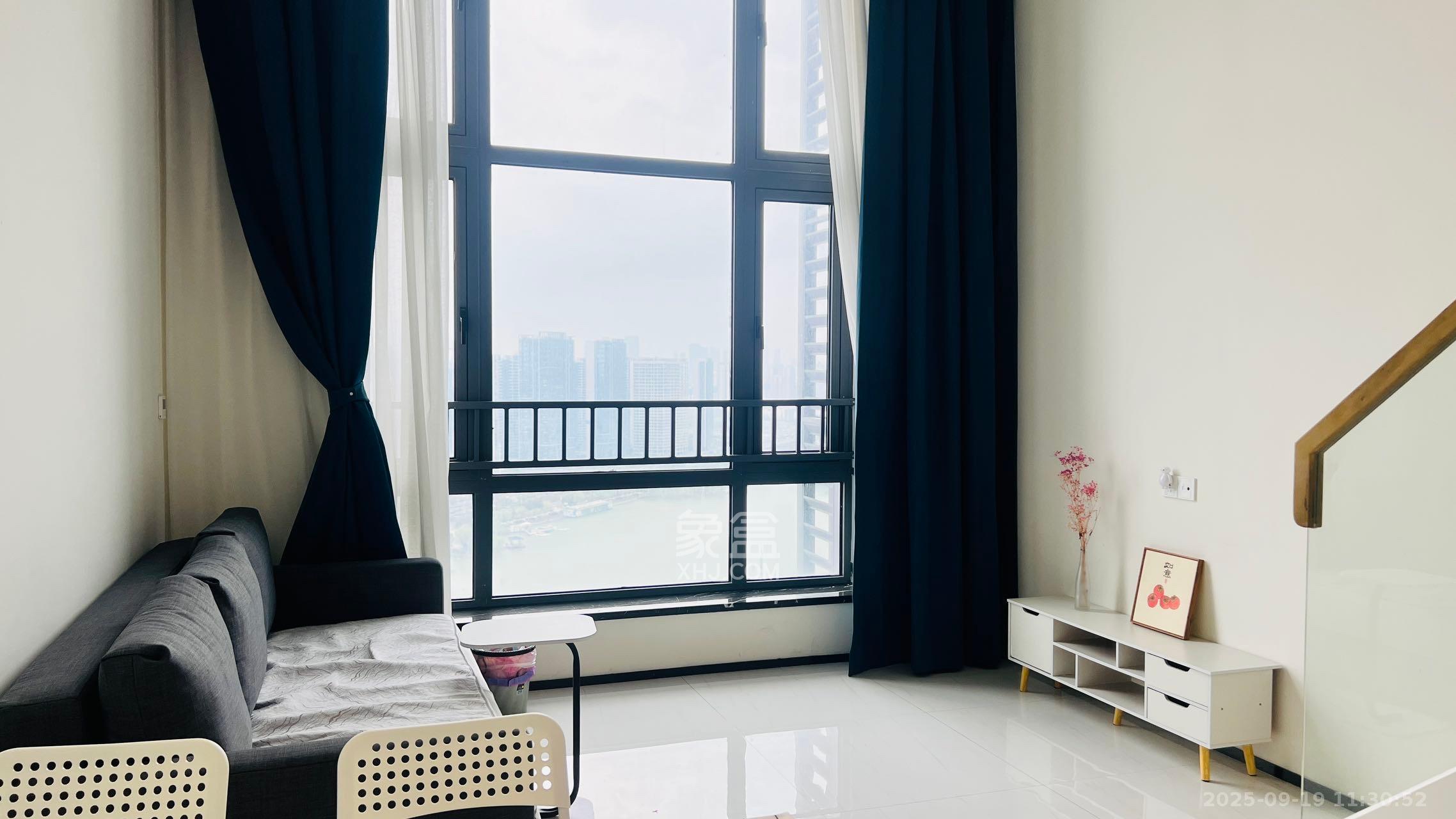 藏珑湖上公馆 1室1厅2卫 3000.0元/月 藏珑湖上公馆 1室1厅2卫 3000.0元/月室内图