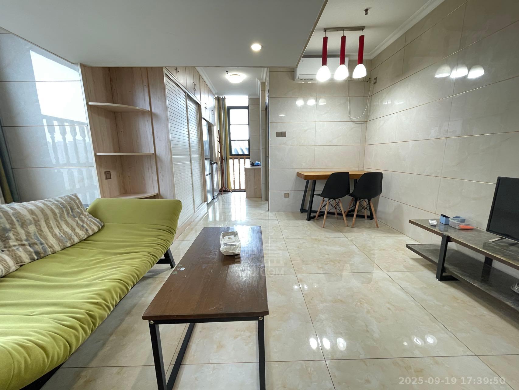 白金汉宫 1室1厅1卫 1300.0元/月 白金汉宫 1室1厅1卫 1300.0元/月室内图