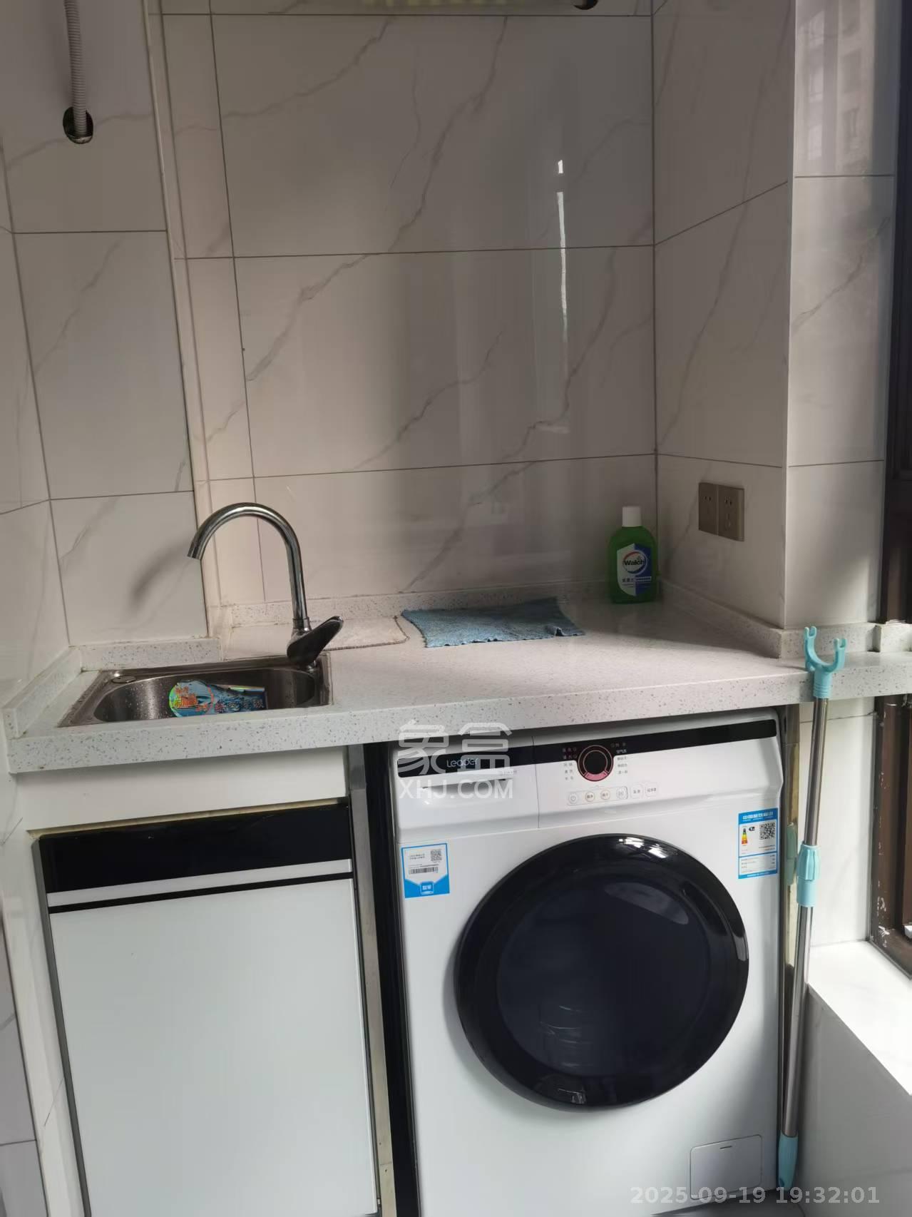 明昇壹城（明昇时代广场）二期  1室1厅1卫    1400.0元/月室内图