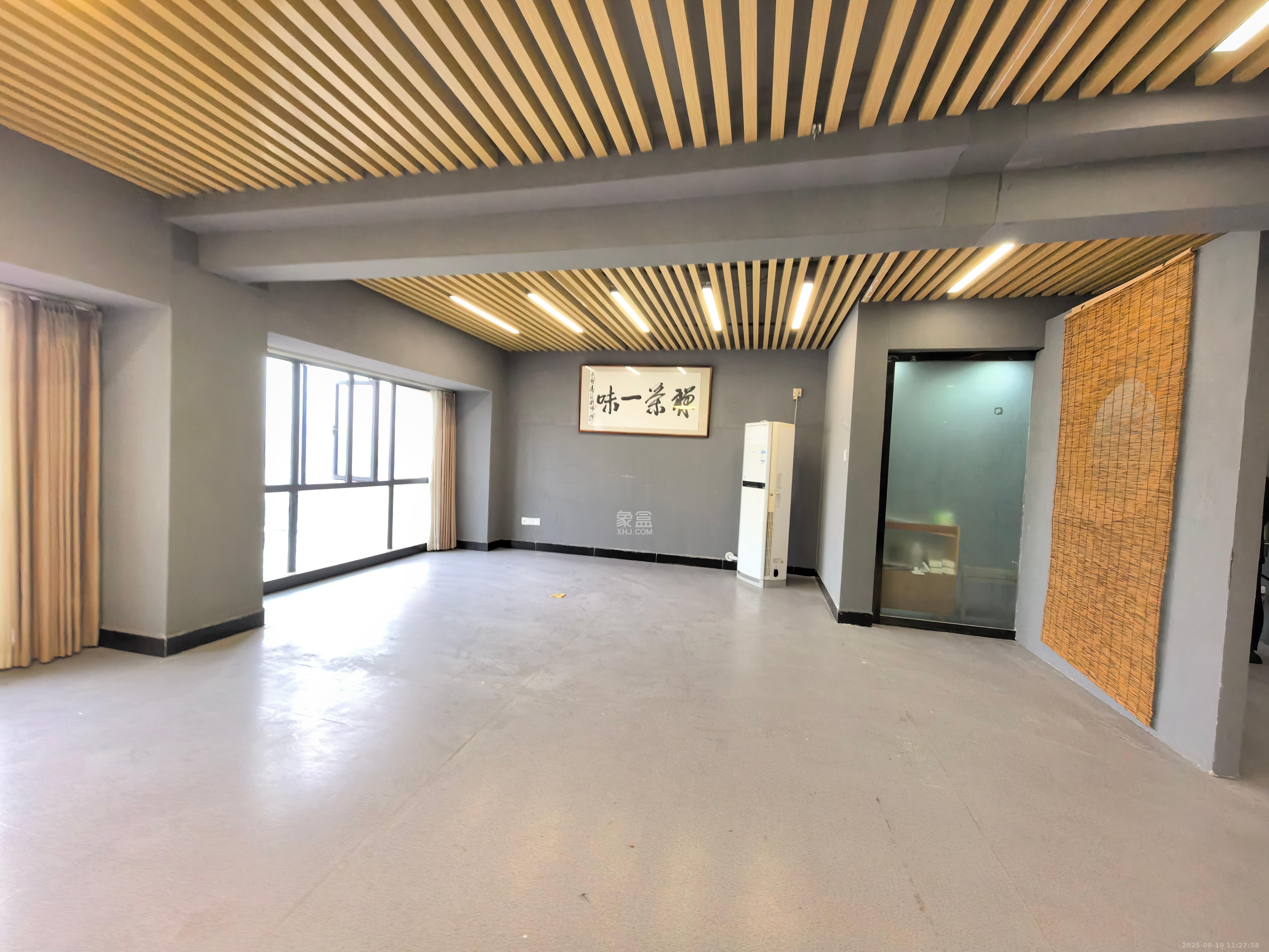 雅阁国际  1室1厅1卫    3000.0元/月室内图