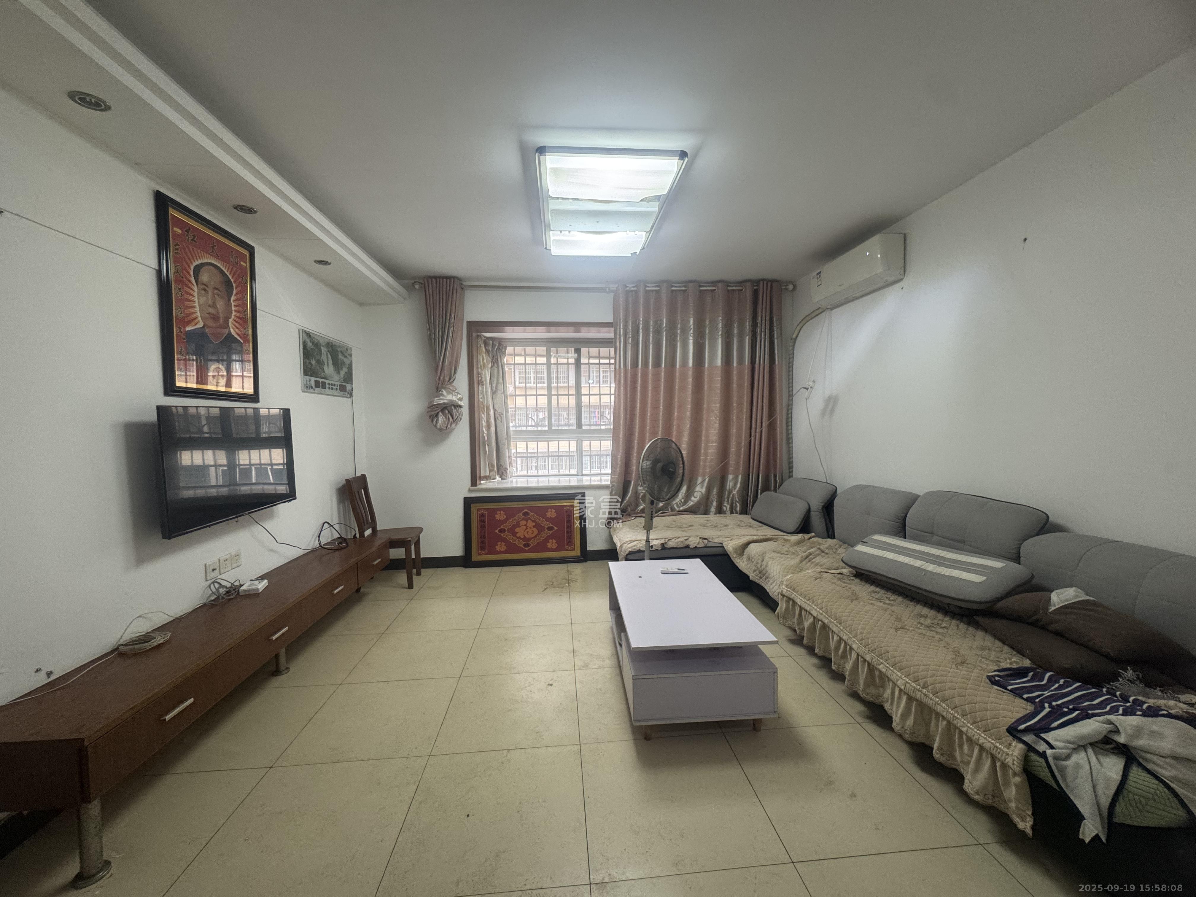 龙吉湾小区(龙瑞尚苑) 2室2厅1卫 1600.0元/月 龙吉湾小区(龙瑞尚苑) 2室2厅1卫 1600.0元/月室内图