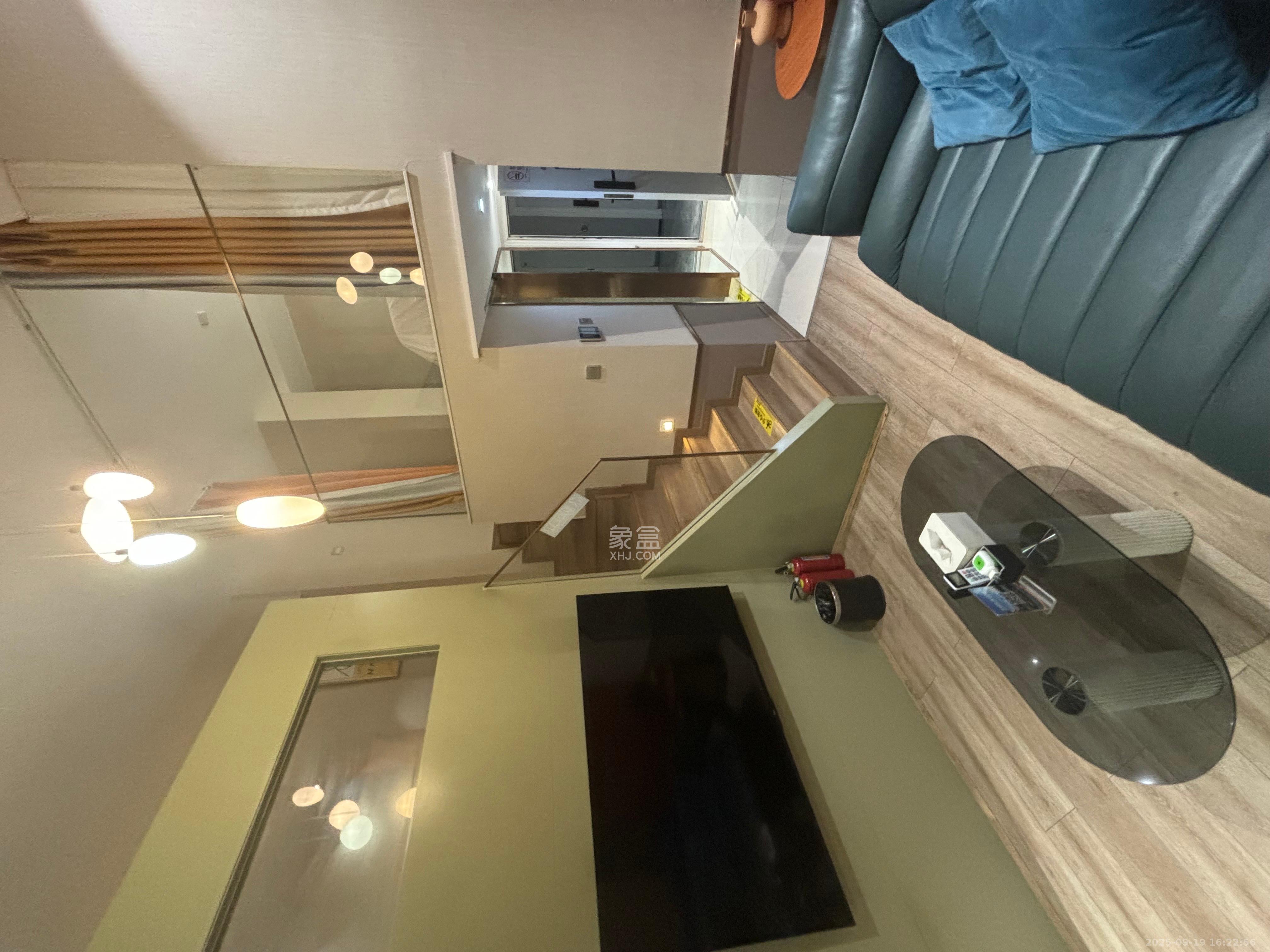 华远云玺公寓  2室1厅1卫    4500.0元/月室内图