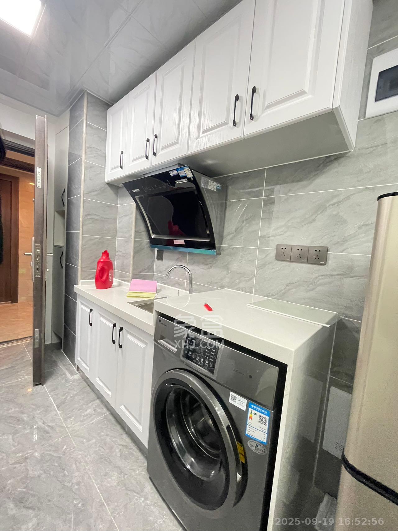 龙湖湘江星座（祺鑫星座公寓）  1室0厅1卫    1200.0元/月室内图