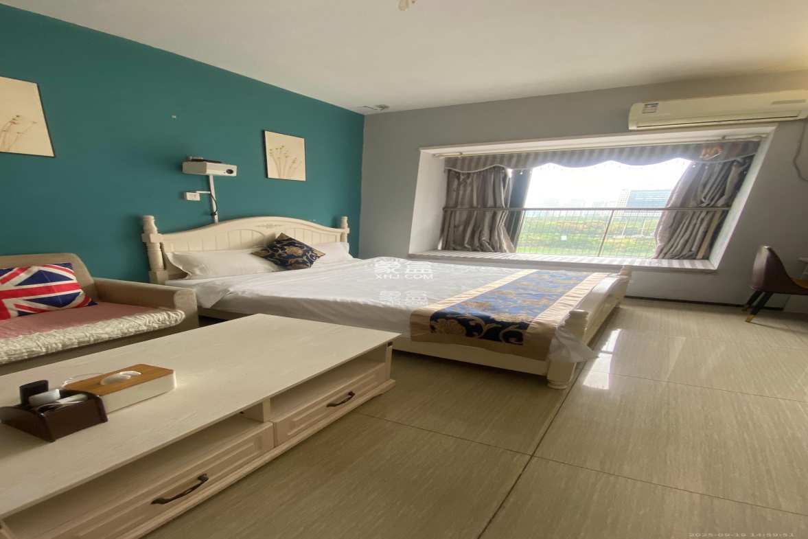 恒大国际广场  1室1厅1卫    1300.0元/月 恒大国际广场  1室1厅1卫    1300.0元/月室内图1