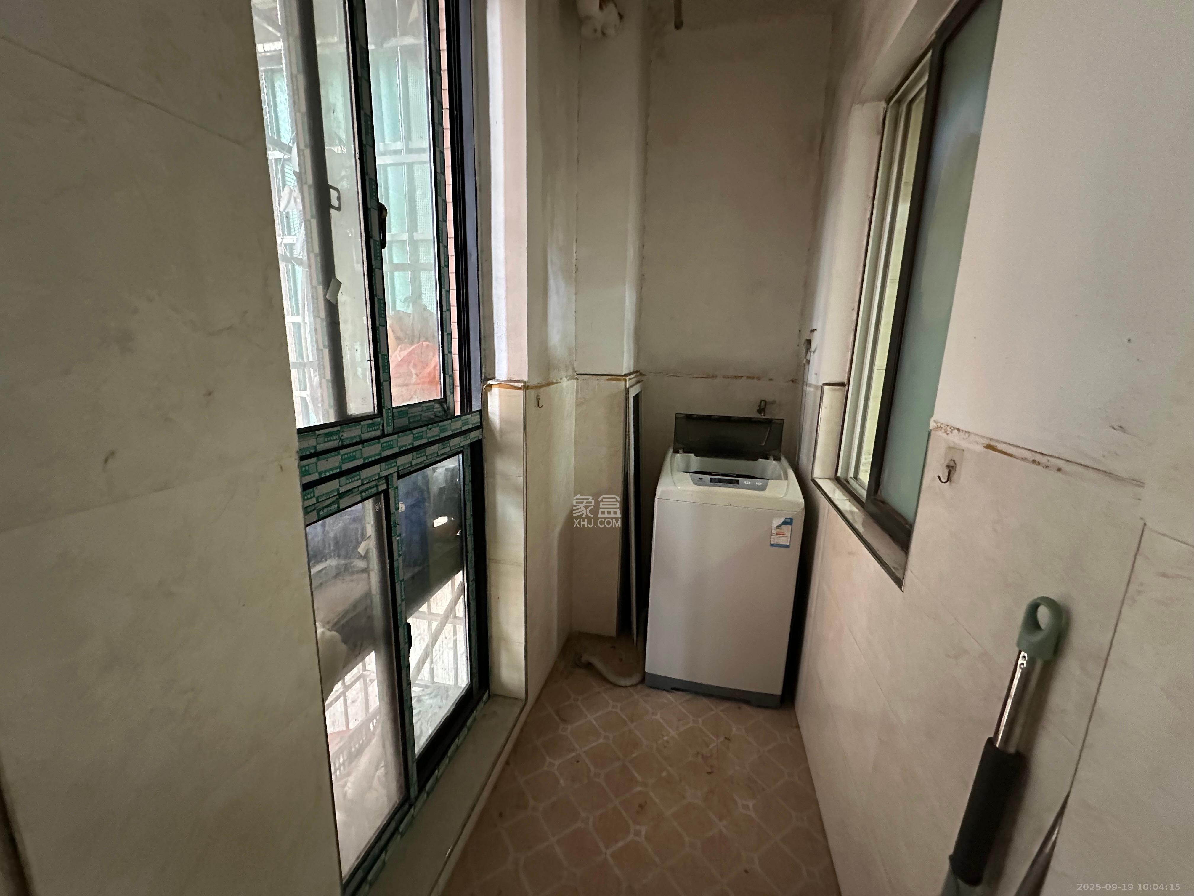 联盟佳苑 3室2厅1卫 1500.0元/月 联盟佳苑 3室2厅1卫 1500.0元/月室内图