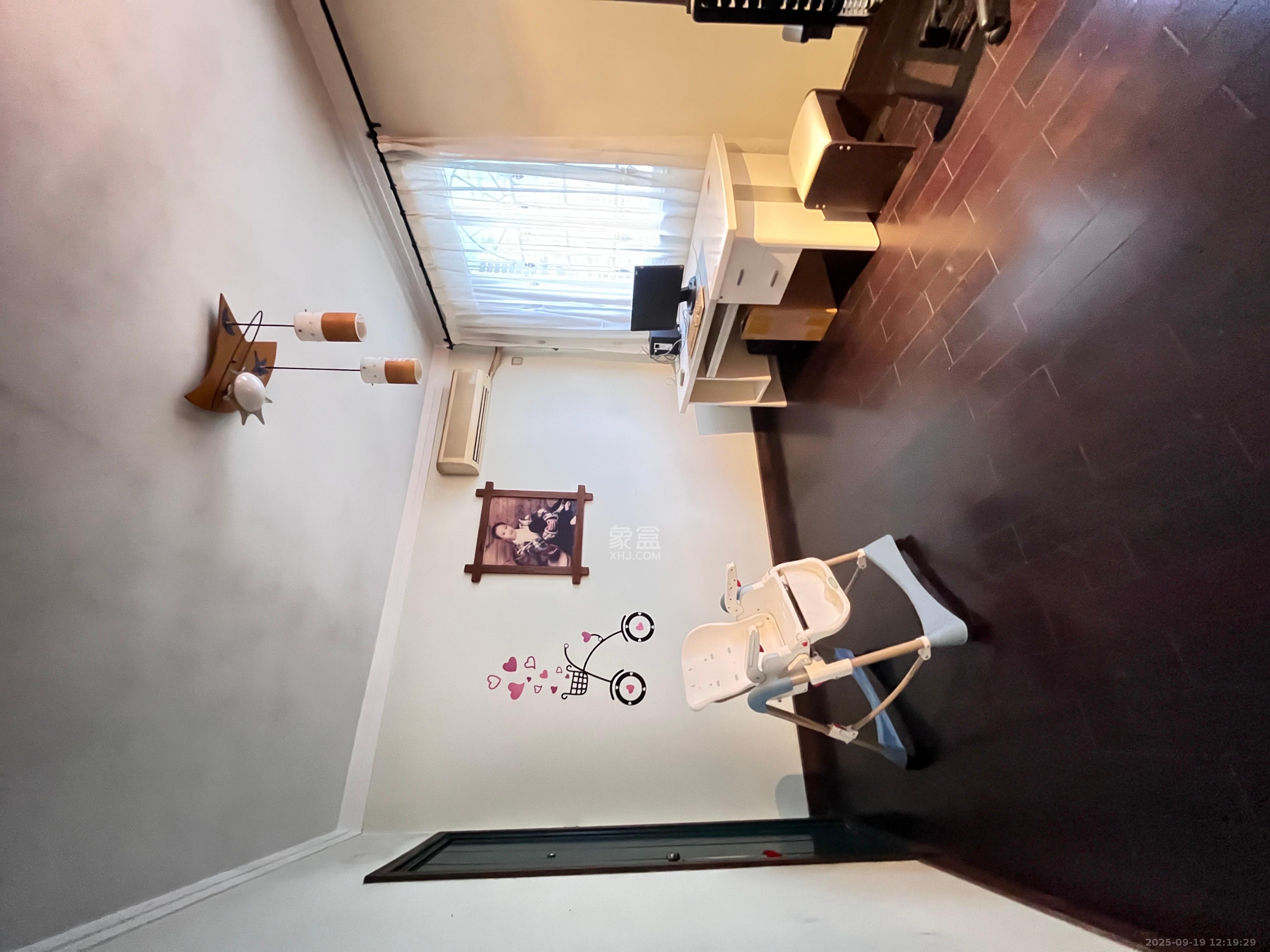 森宇佳园  4室2厅1卫    2400.0元/月室内图