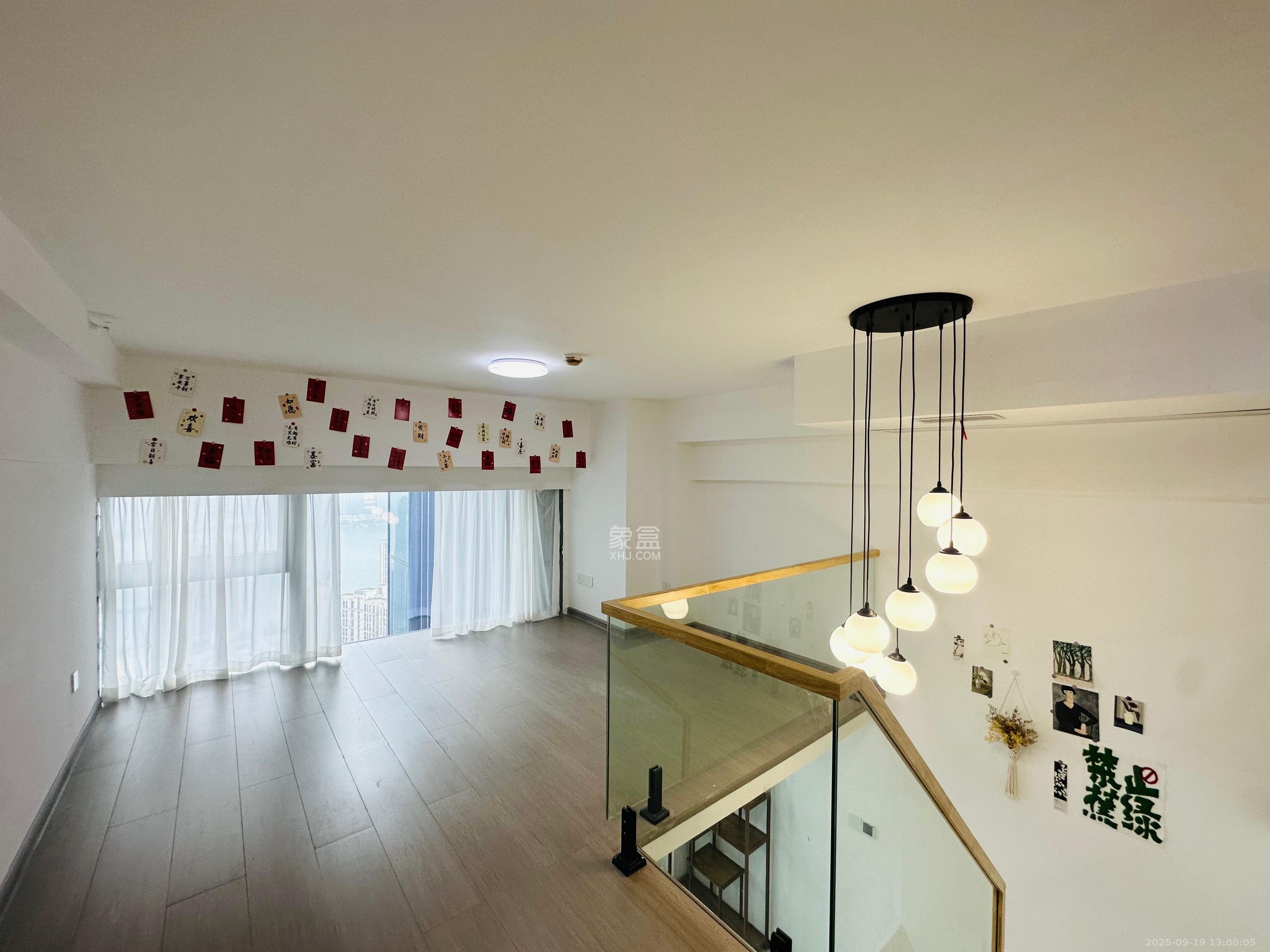 卓越中寰 2室2厅1卫 2600.0元/月 卓越中寰 2室2厅1卫 2600.0元/月室内图