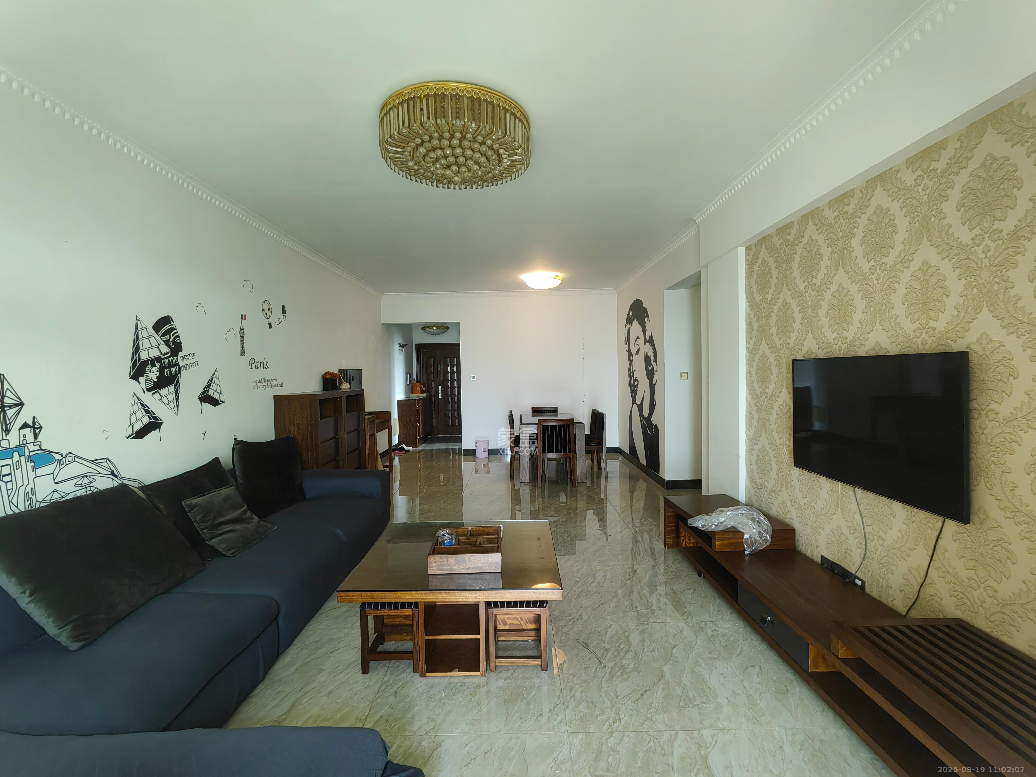 新城新世界一二三期 3室2厅1卫 2700.0元/月 新城新世界一二三期 3室2厅1卫 2700.0元/月室内图