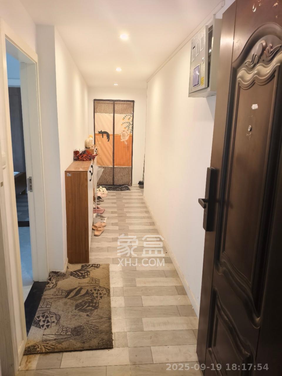 朝正美苑 1室1厅1卫 1600.0元/月 朝正美苑 1室1厅1卫 1600.0元/月室内图