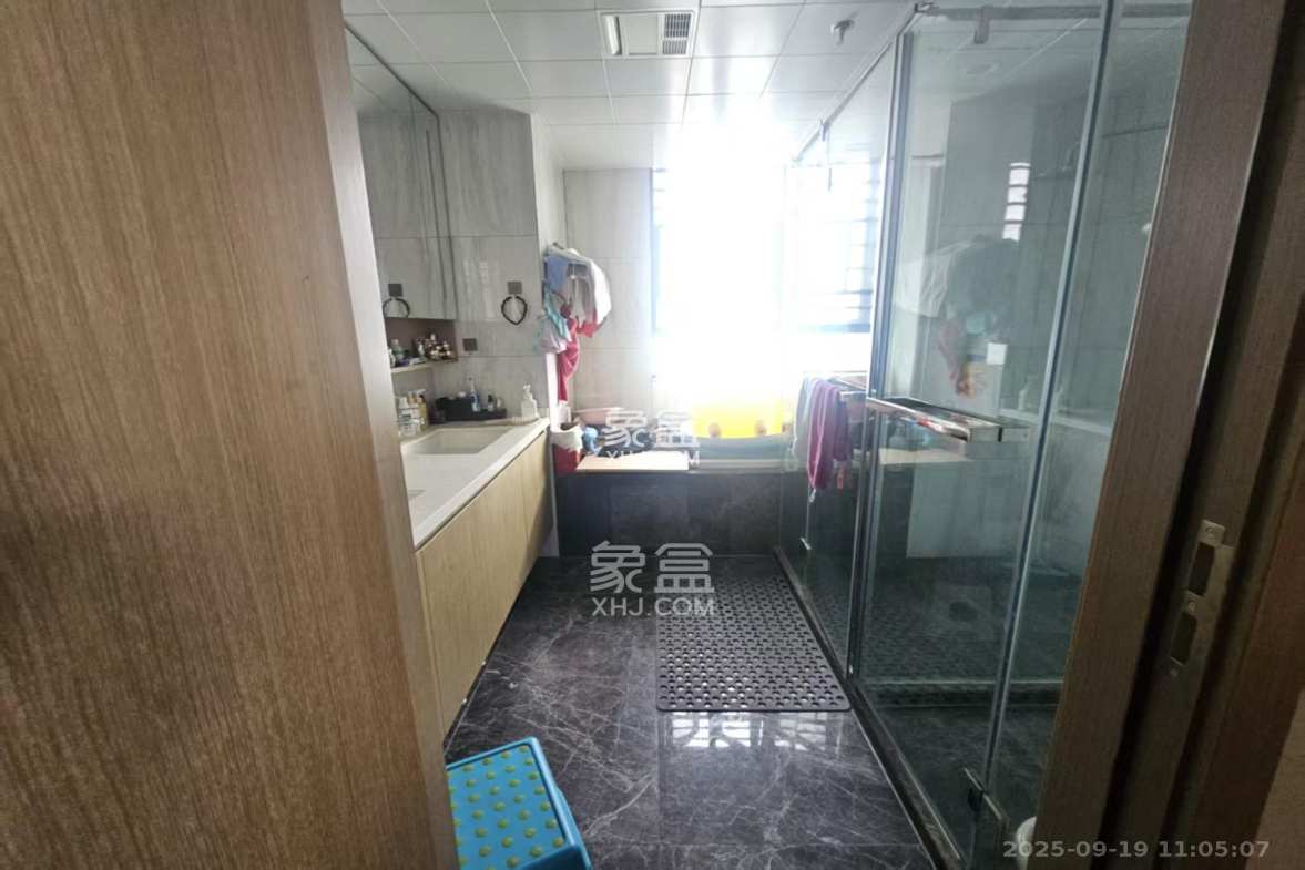 旭辉都会山 4室2厅3卫 10000.0元/月 旭辉都会山 4室2厅3卫 10000.0元/月室内图