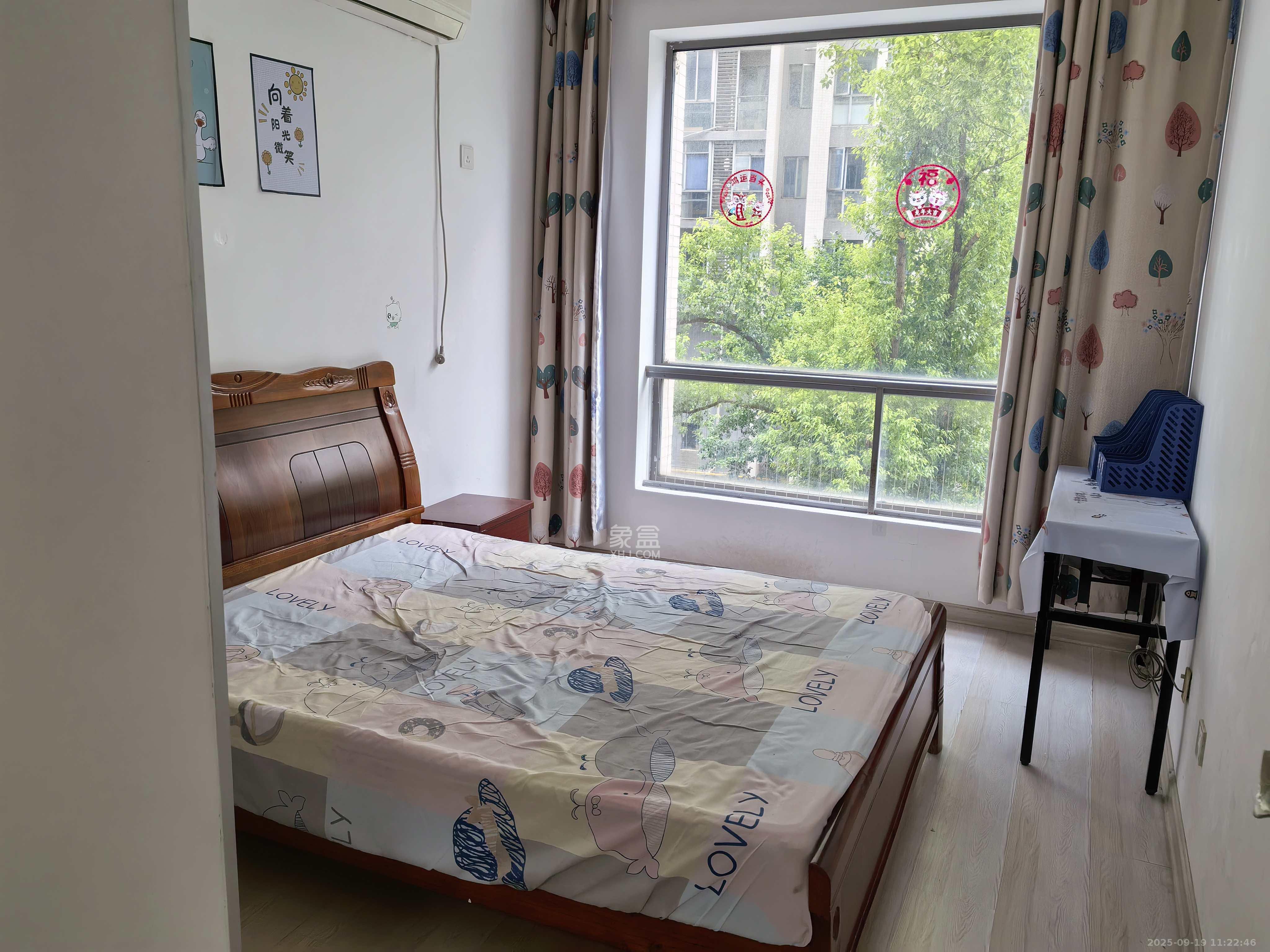 建鸿达华都(华都小户型及大华写字楼) 1室1厅1卫 2500.0元/月 建鸿达华都(华都小户型及大华写字楼) 1室1厅1卫 2500.0元/月室内图