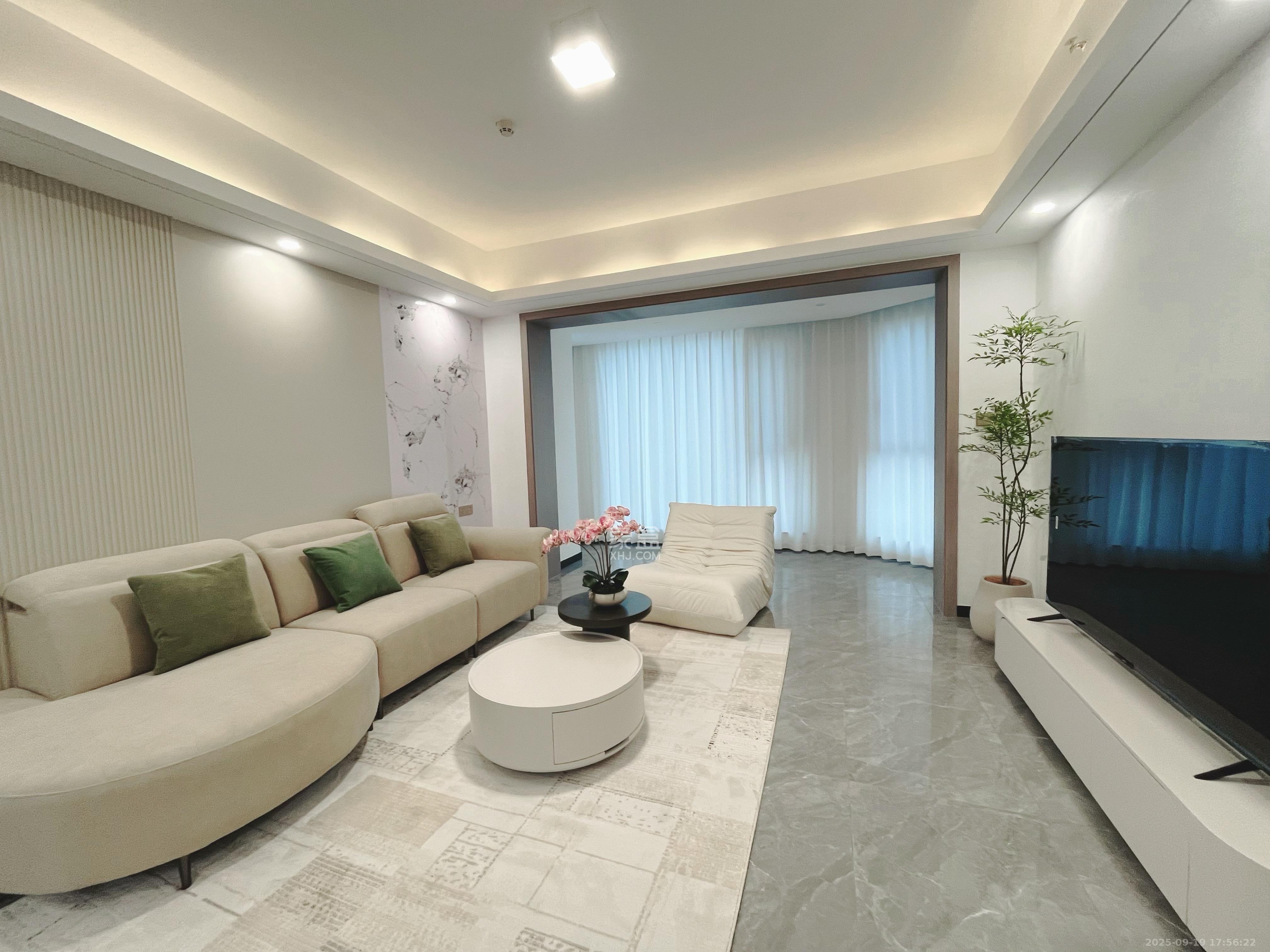 富兴时代御城  4室2厅3卫    10000.0元/月室内图