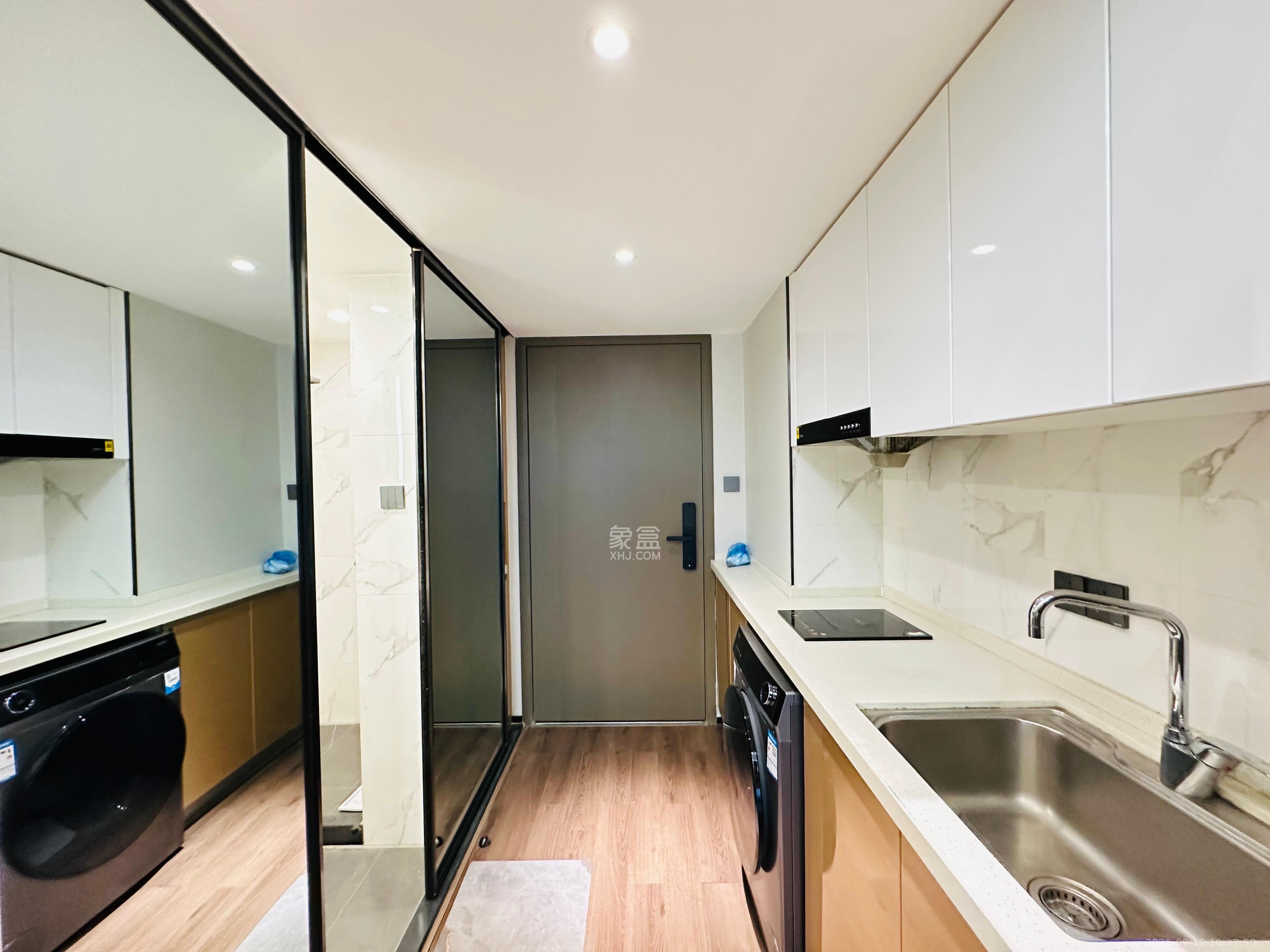 达美寰宇中心 2室2厅1卫 3500.0元/月 达美寰宇中心 2室2厅1卫 3500.0元/月室内图