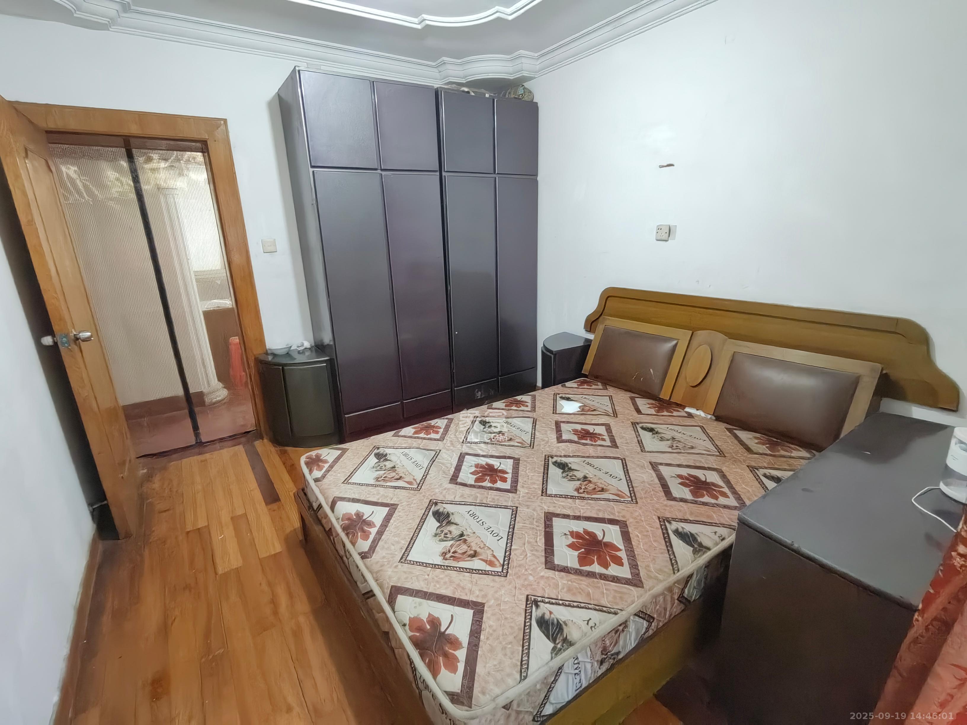 水泵厂宿舍  2室1厅1卫    1200.0元/月 水泵厂宿舍  2室1厅1卫    1200.0元/月室内图