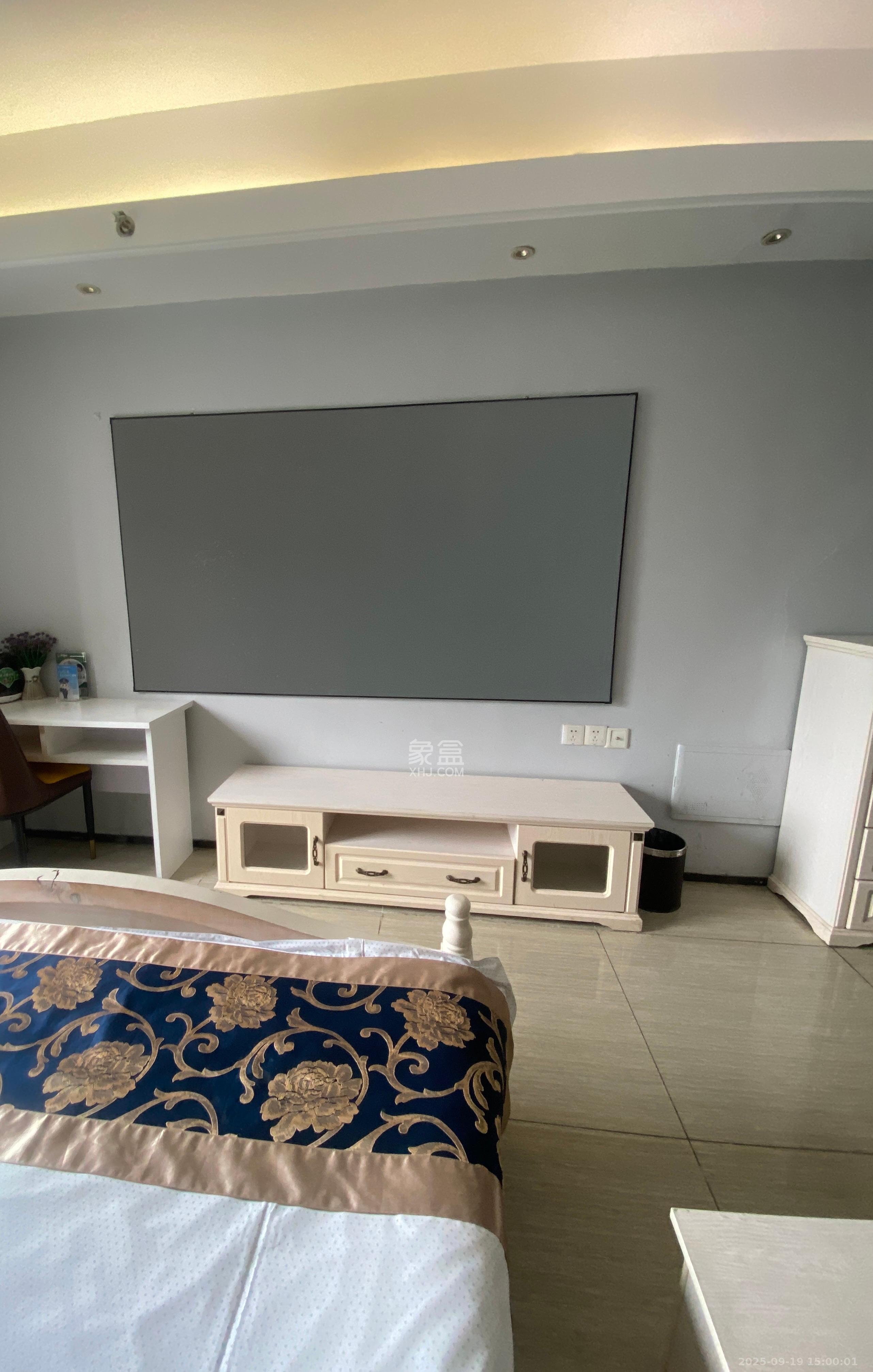 恒大国际广场  1室1厅1卫    1300.0元/月室内图