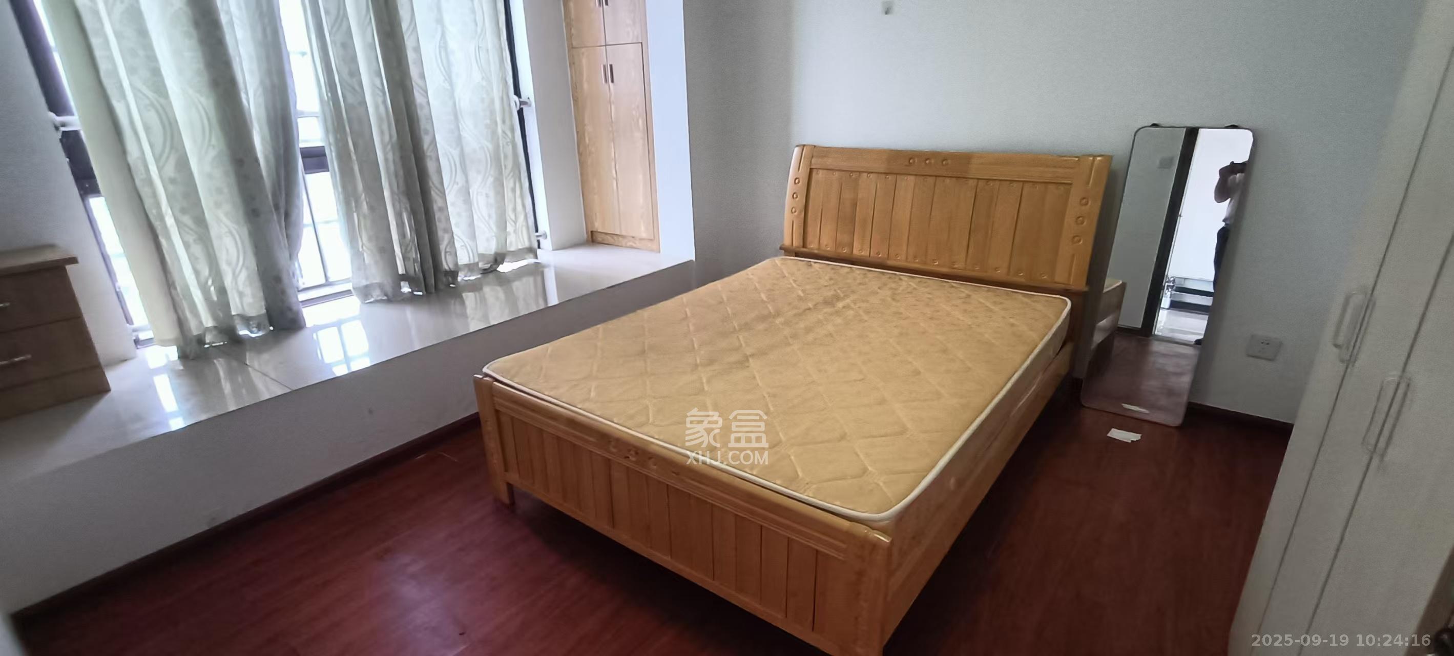 芒果天地(芒果雅苑) 3室2厅2卫 2200.0元/月 芒果天地(芒果雅苑) 3室2厅2卫 2200.0元/月室内图