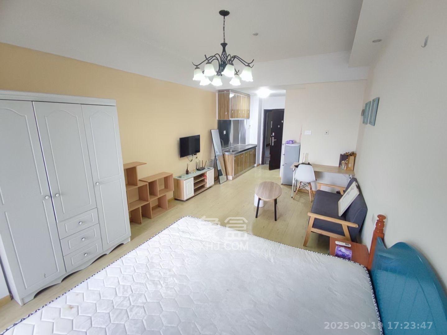 梅溪国际公寓(步步高新天地) 1室0厅0卫 1500.0元/月 梅溪国际公寓(步步高新天地) 1室0厅0卫 1500.0元/月室内图