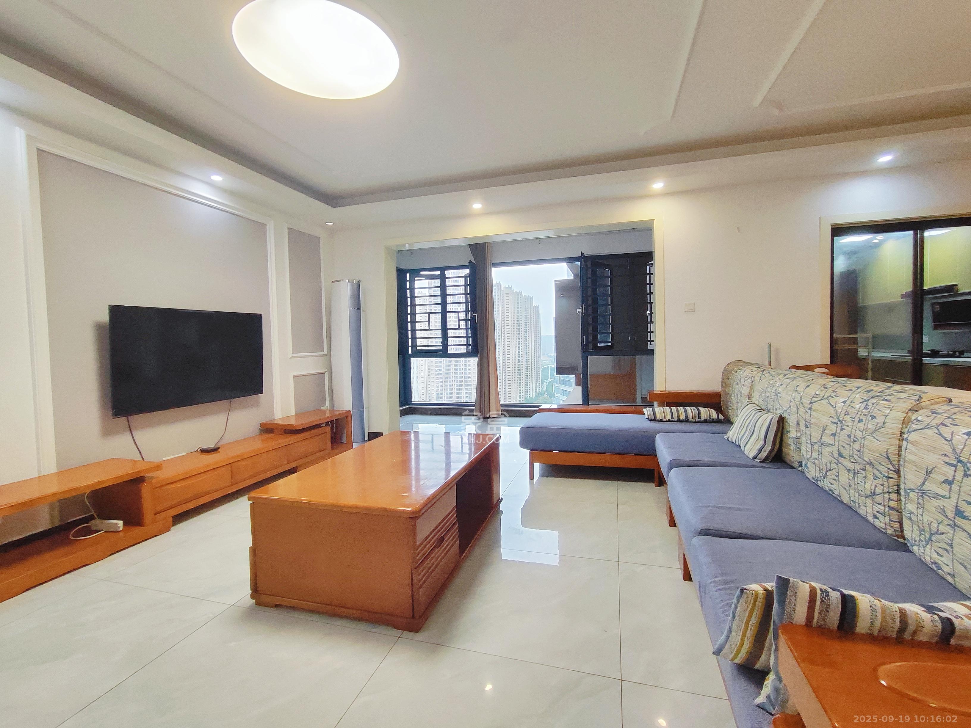 北辰三角洲C2区  4室2厅2卫    4600.0元/月 北辰三角洲C2区  4室2厅2卫    4600.0元/月