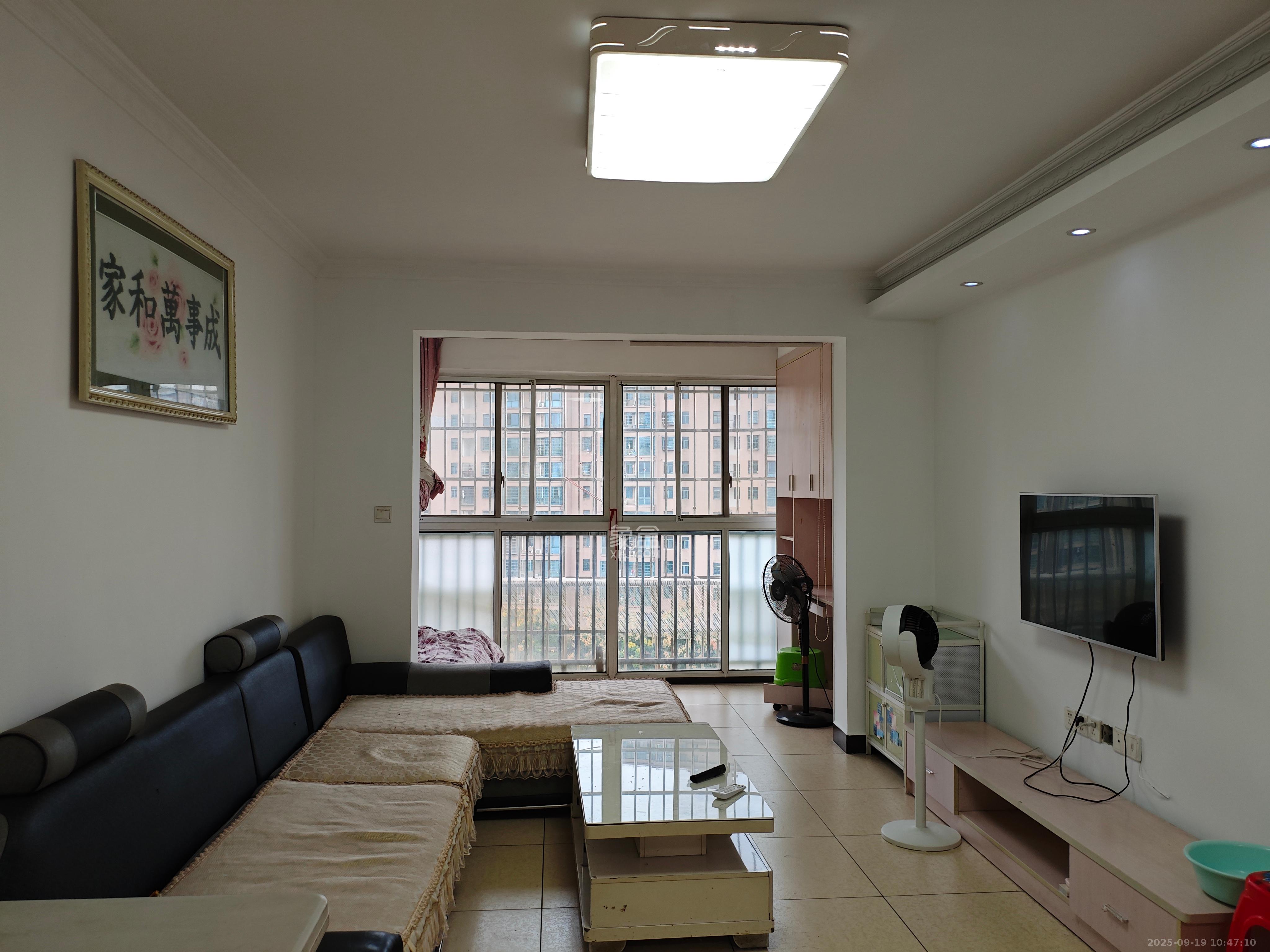 东业苹果社区  2室1厅1卫   1500.00元/月