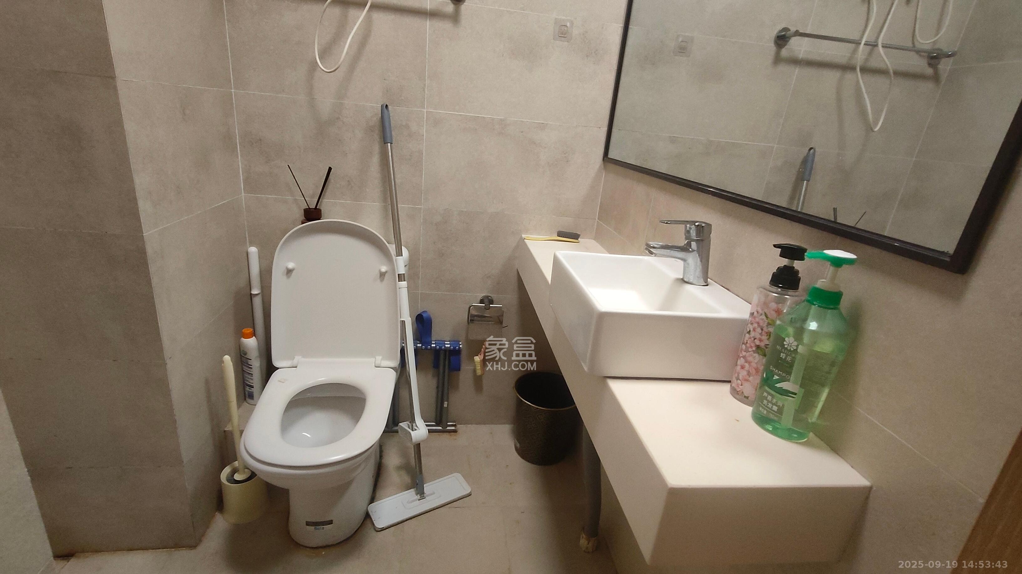 兰亭湾畔  1室1厅1卫    800.0元/月室内图