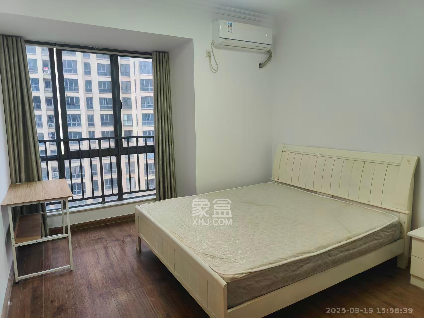 碧桂园南城首府(东宸林海) 4室2厅1卫 2000.0元/月 碧桂园南城首府(东宸林海) 4室2厅1卫 2000.0元/月室内图