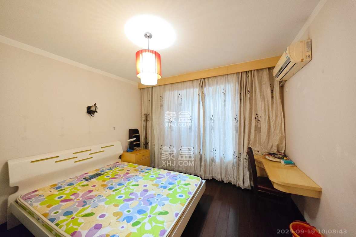 大为时代家园 2室2厅2卫 1600.0元/月 大为时代家园 2室2厅2卫 1600.0元/月室内图