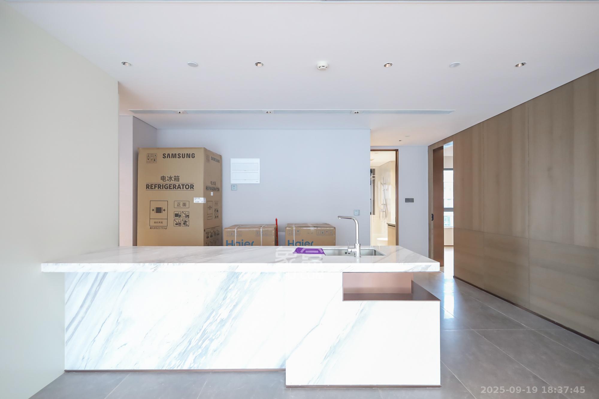 长沙悦府(华润万象城) 4室2厅3卫 530.0万 长沙悦府(华润万象城) 4室2厅3卫 530.0万其他