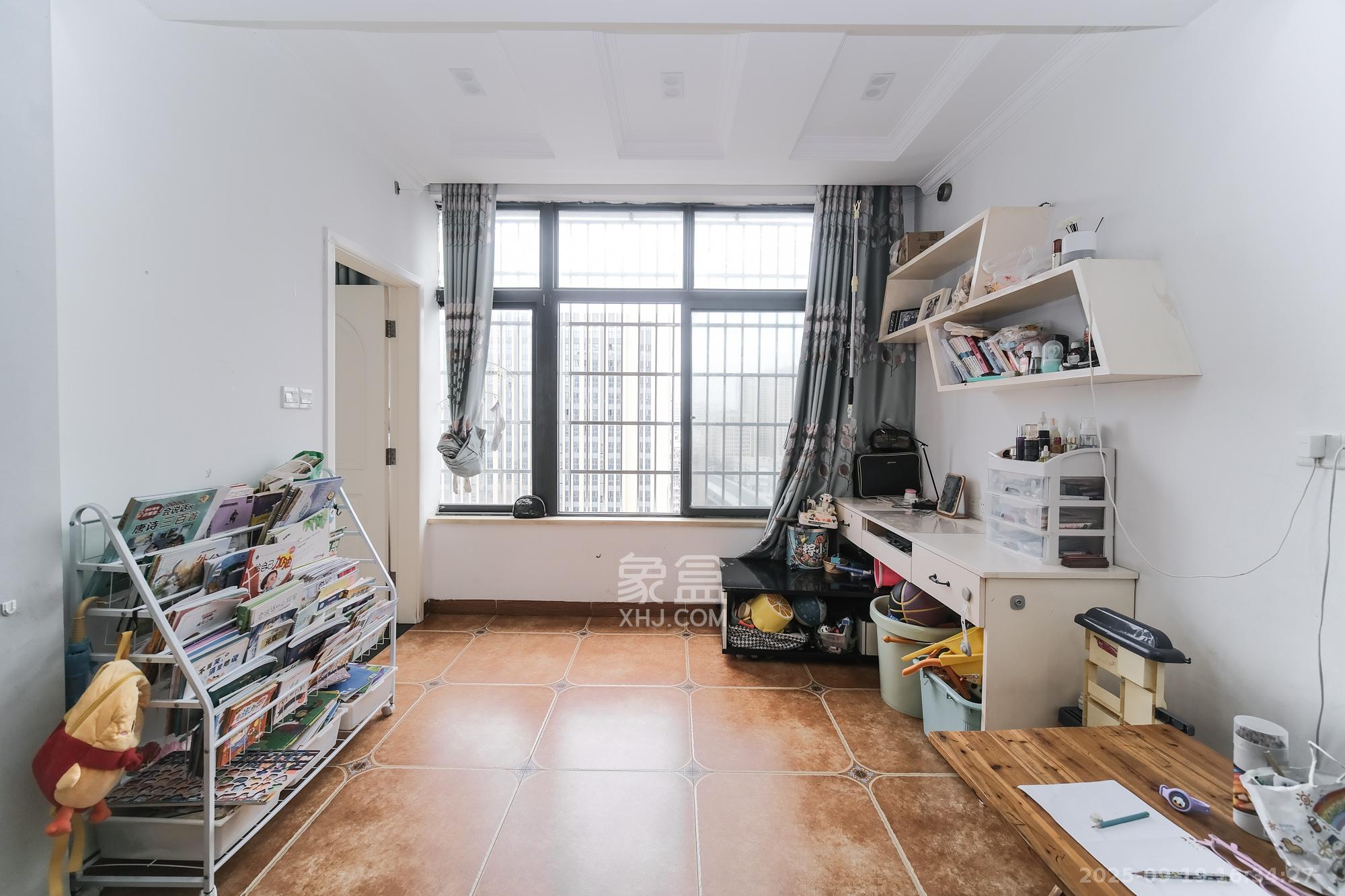 红树湾 3室2厅1卫 55.0万 红树湾 3室2厅1卫 55.0万阳台