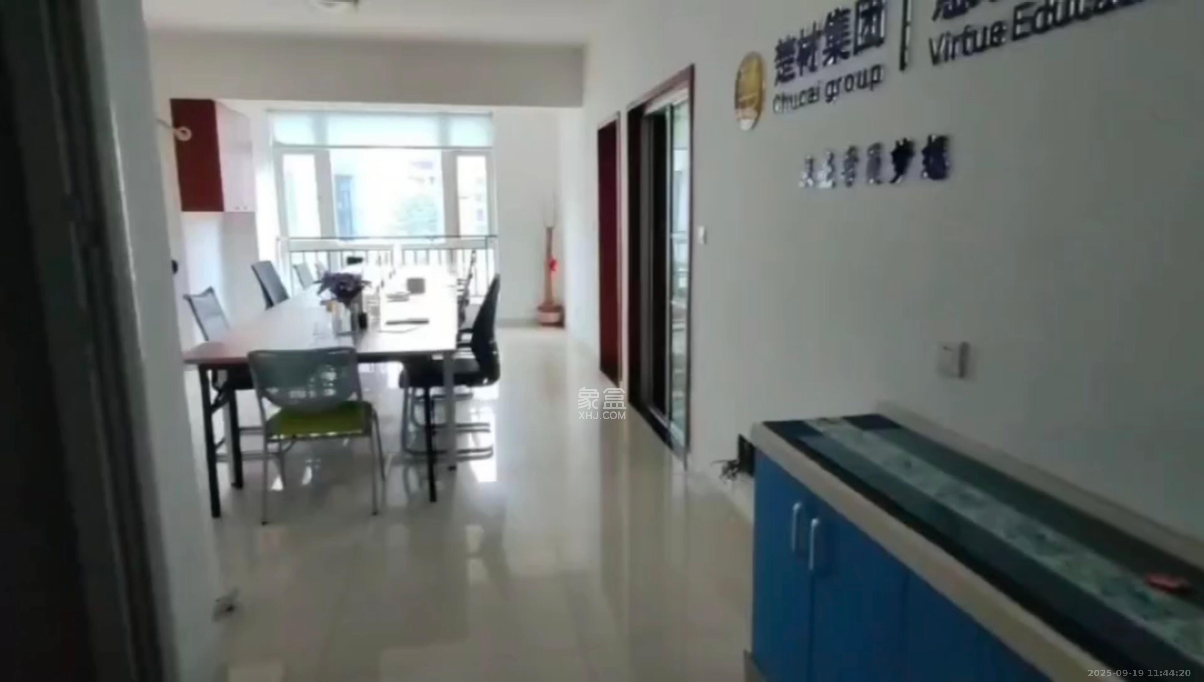 长城华都 1室1厅1卫 3000.0元/月 长城华都 1室1厅1卫 3000.0元/月室内图