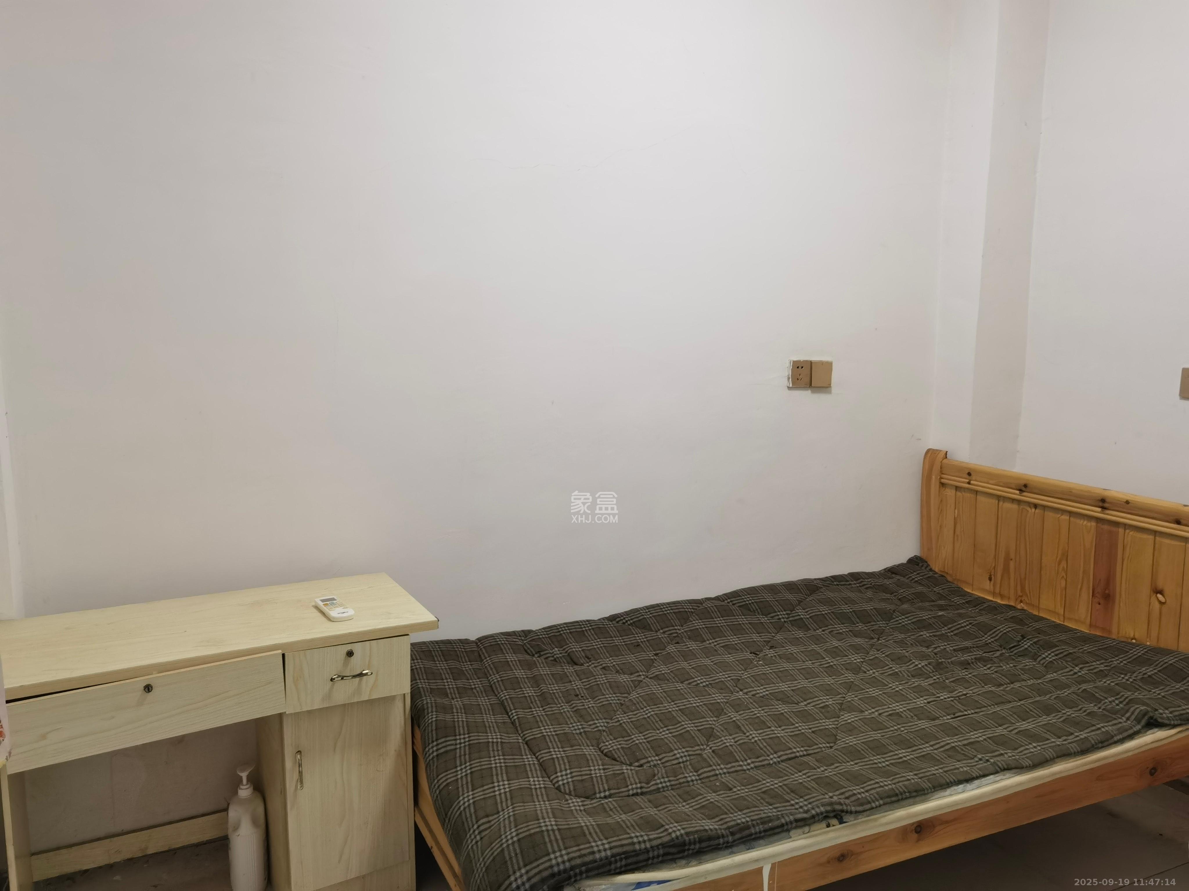 浏正街、东庆街散盘 1室1厅1卫 800.0元/月 浏正街、东庆街散盘 1室1厅1卫 800.0元/月室内图