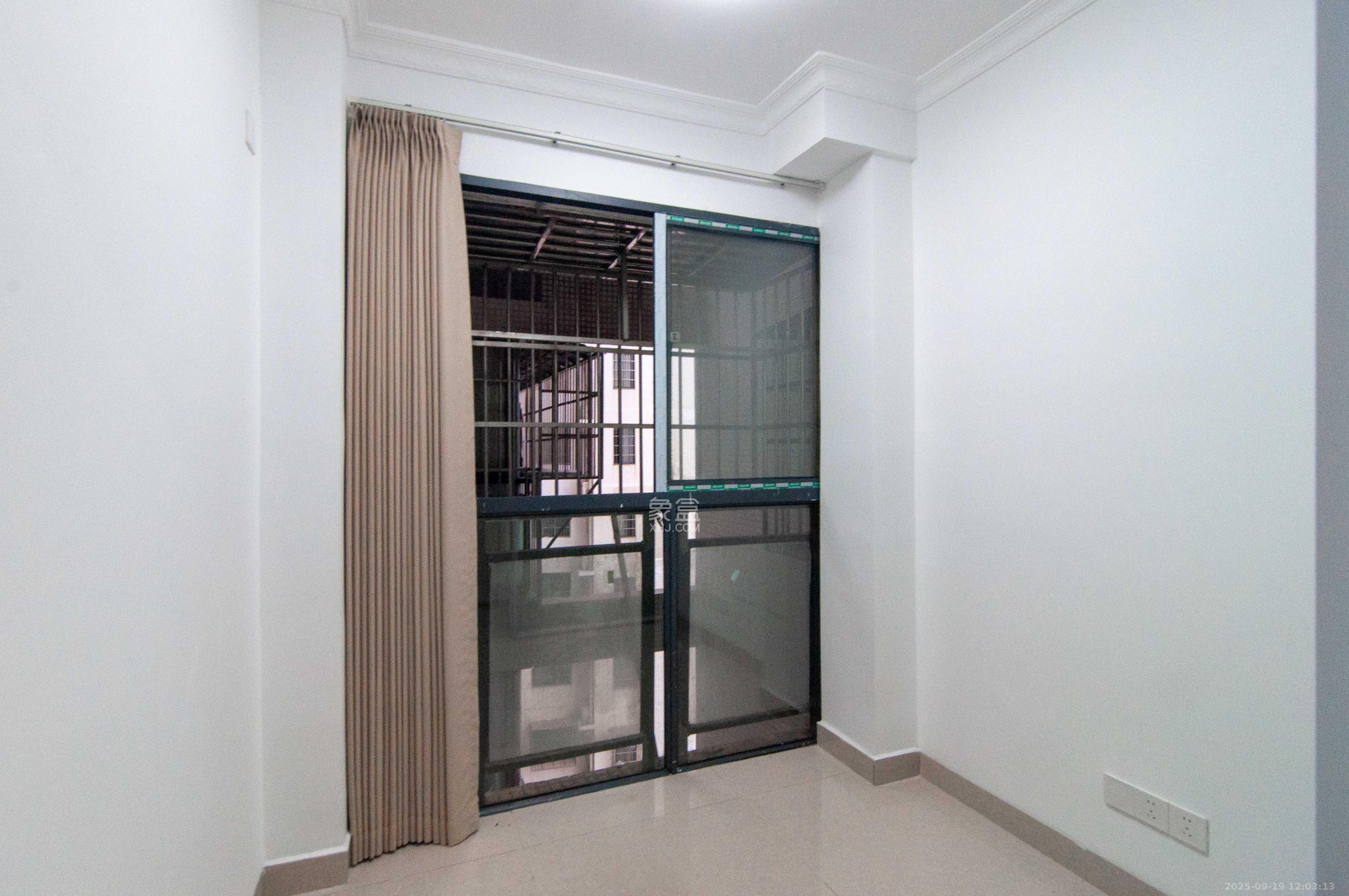 海林馨香雅苑  3室2厅1卫    76.8万其他