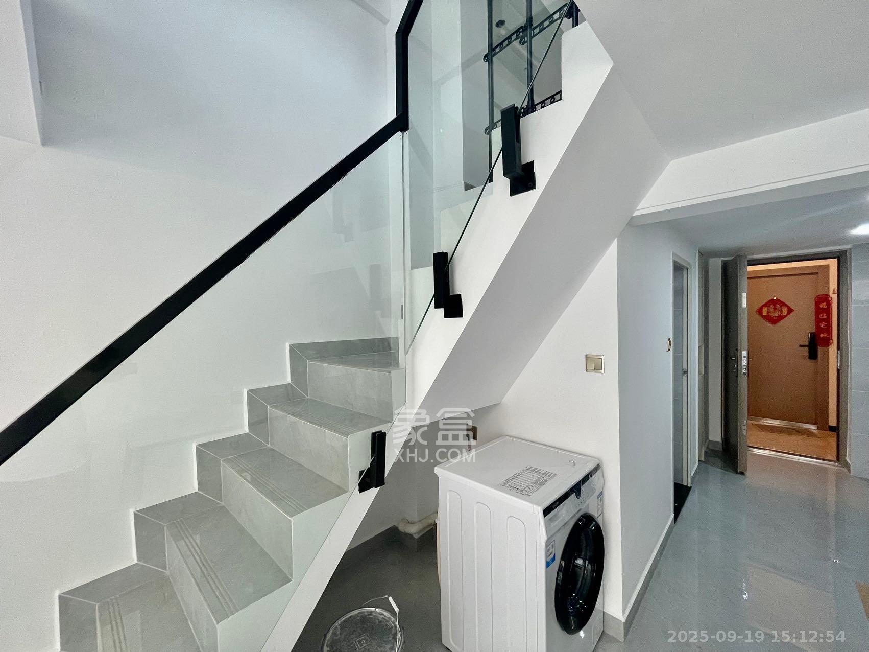 金地铂悦 1室1厅1卫 1600.0元/月 金地铂悦 1室1厅1卫 1600.0元/月室内图